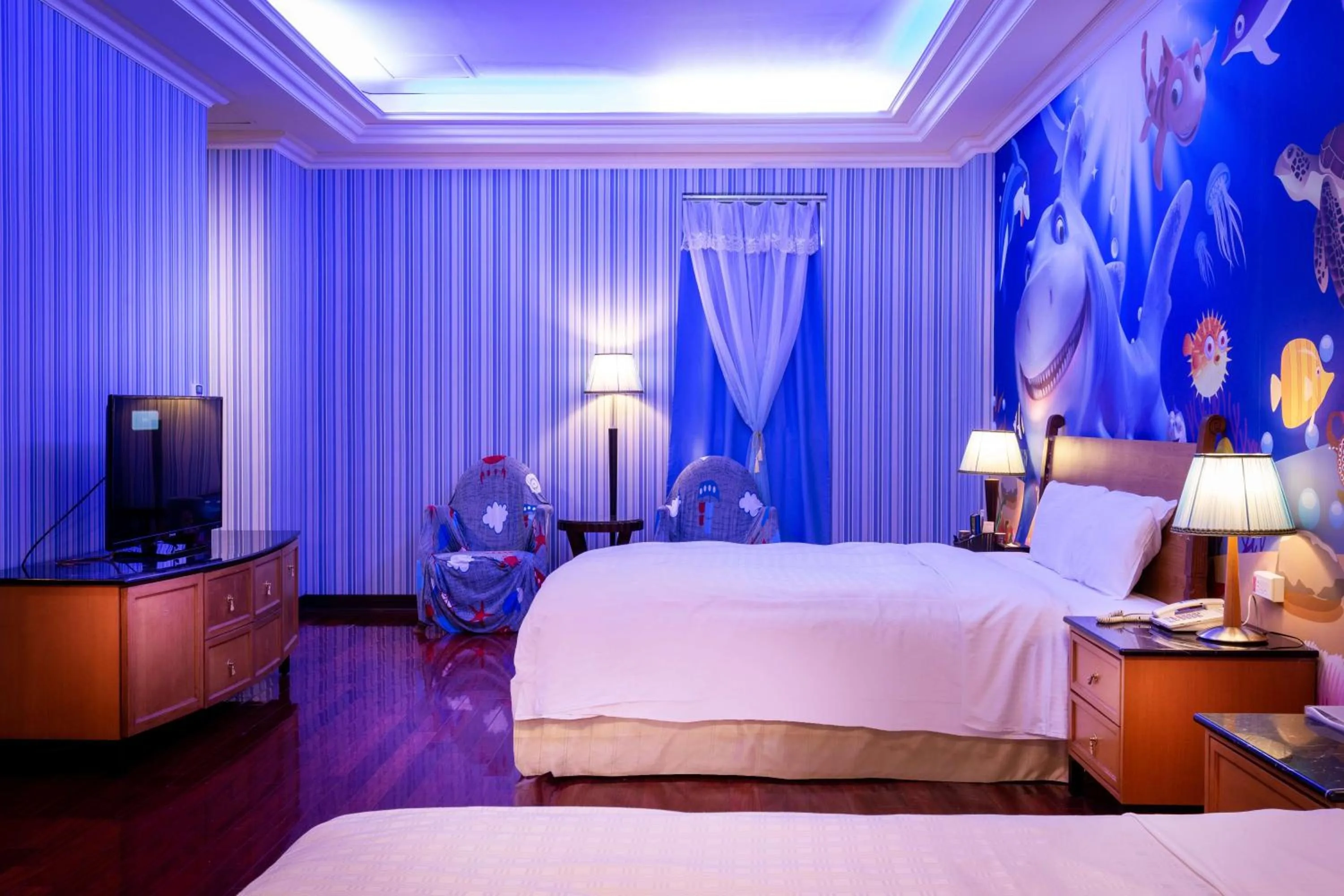 Photo of the whole room, Bed in 國妃鷹堡時尚健康館King & Princess Motel
