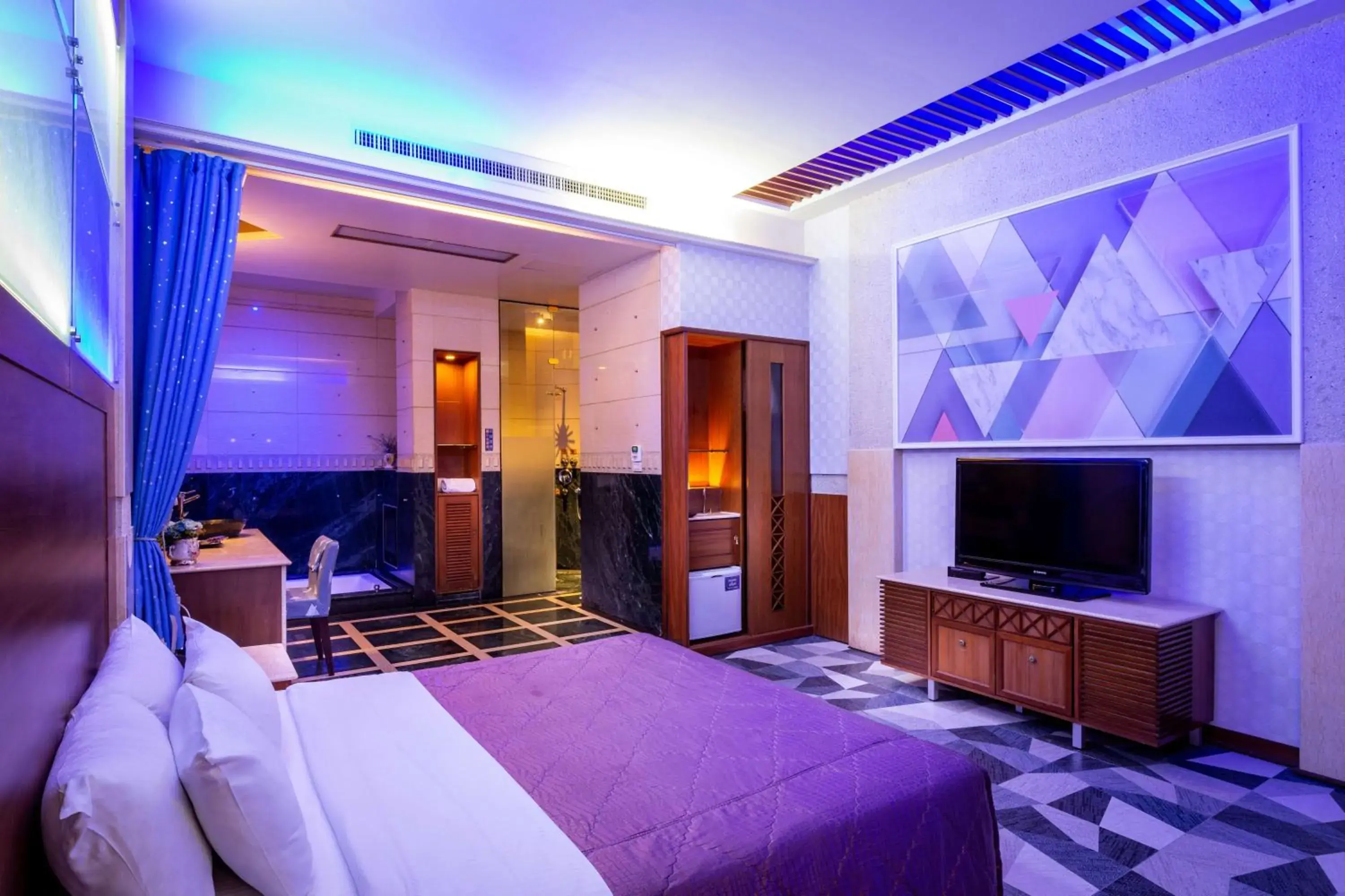 Photo of the whole room, Bed in 國妃鷹堡時尚健康館King & Princess Motel Photo of the whole room, Bed in 國妃鷹堡時尚健康館King & Princess Motel