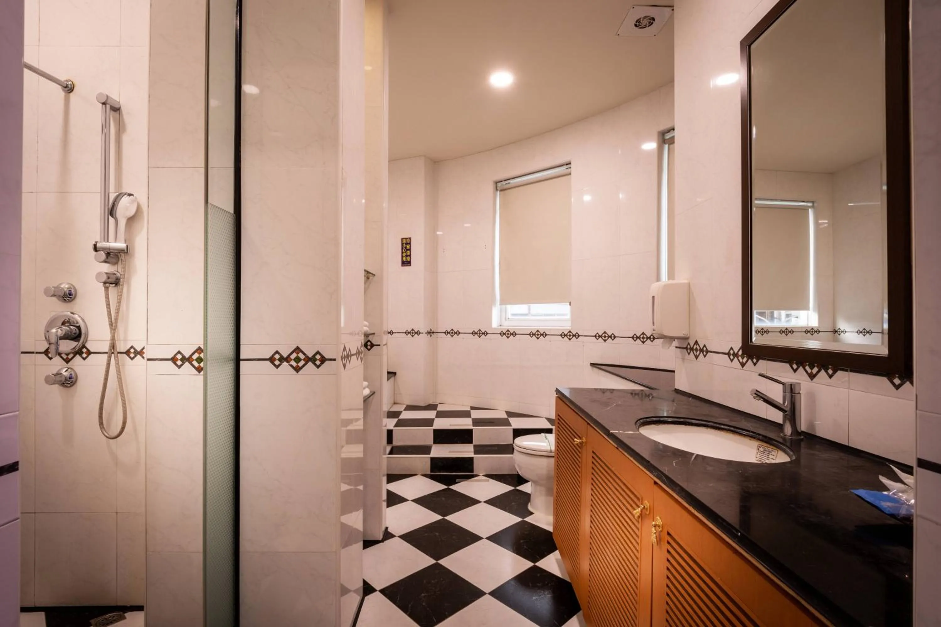 Bathroom in 國妃鷹堡時尚健康館King & Princess Motel