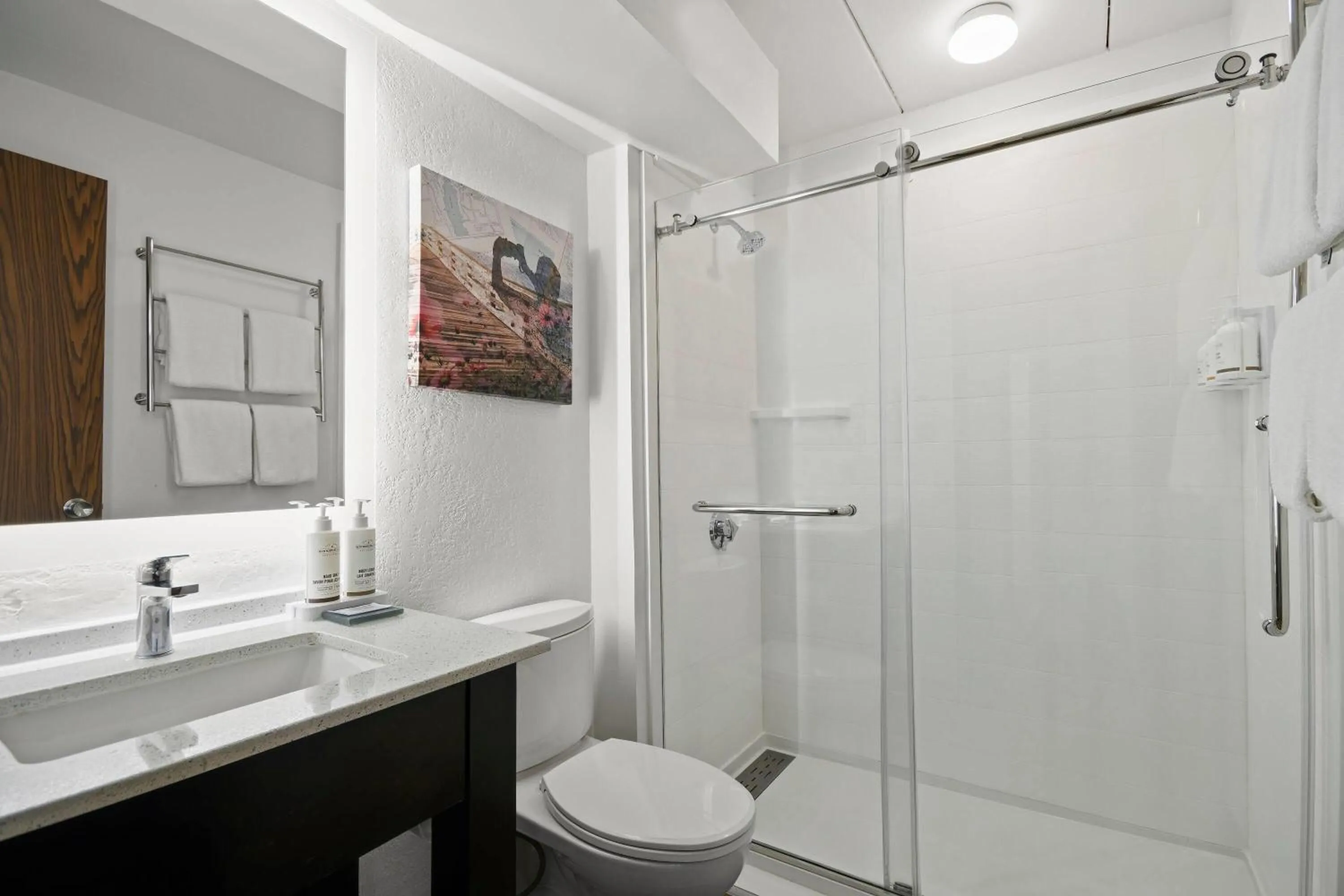 Bathroom in La Quinta by Wyndham Sturbridge