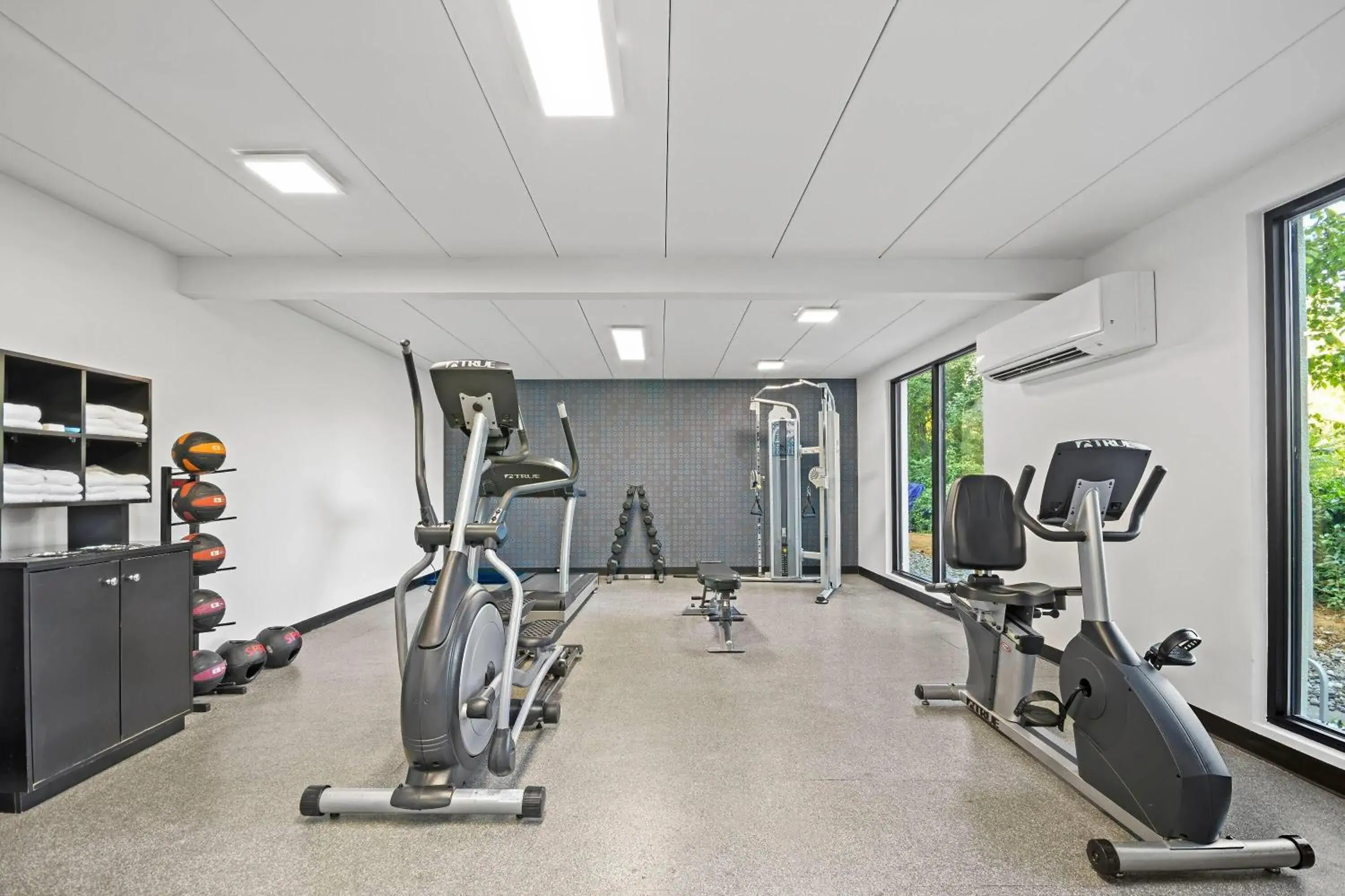 Fitness centre/facilities in La Quinta by Wyndham Sturbridge Fitness centre/facilities in La Quinta by Wyndham Sturbridge