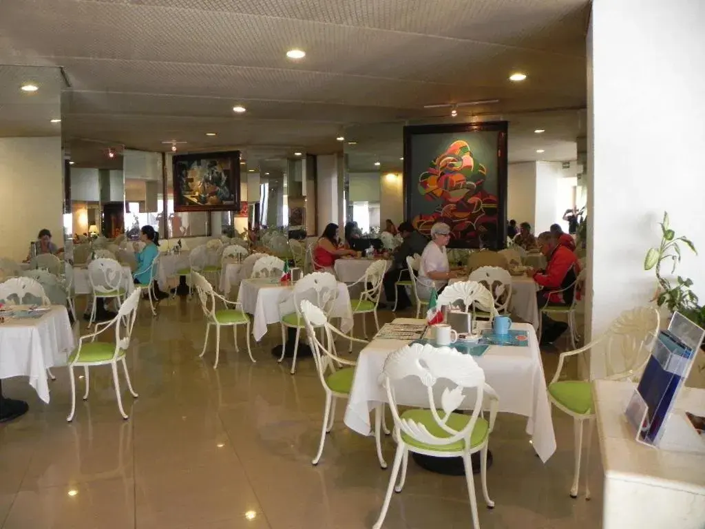 Restaurant/places to eat in Hotel Laffayette Ejecutivo Restaurant/places to eat in Hotel Laffayette Ejecutivo