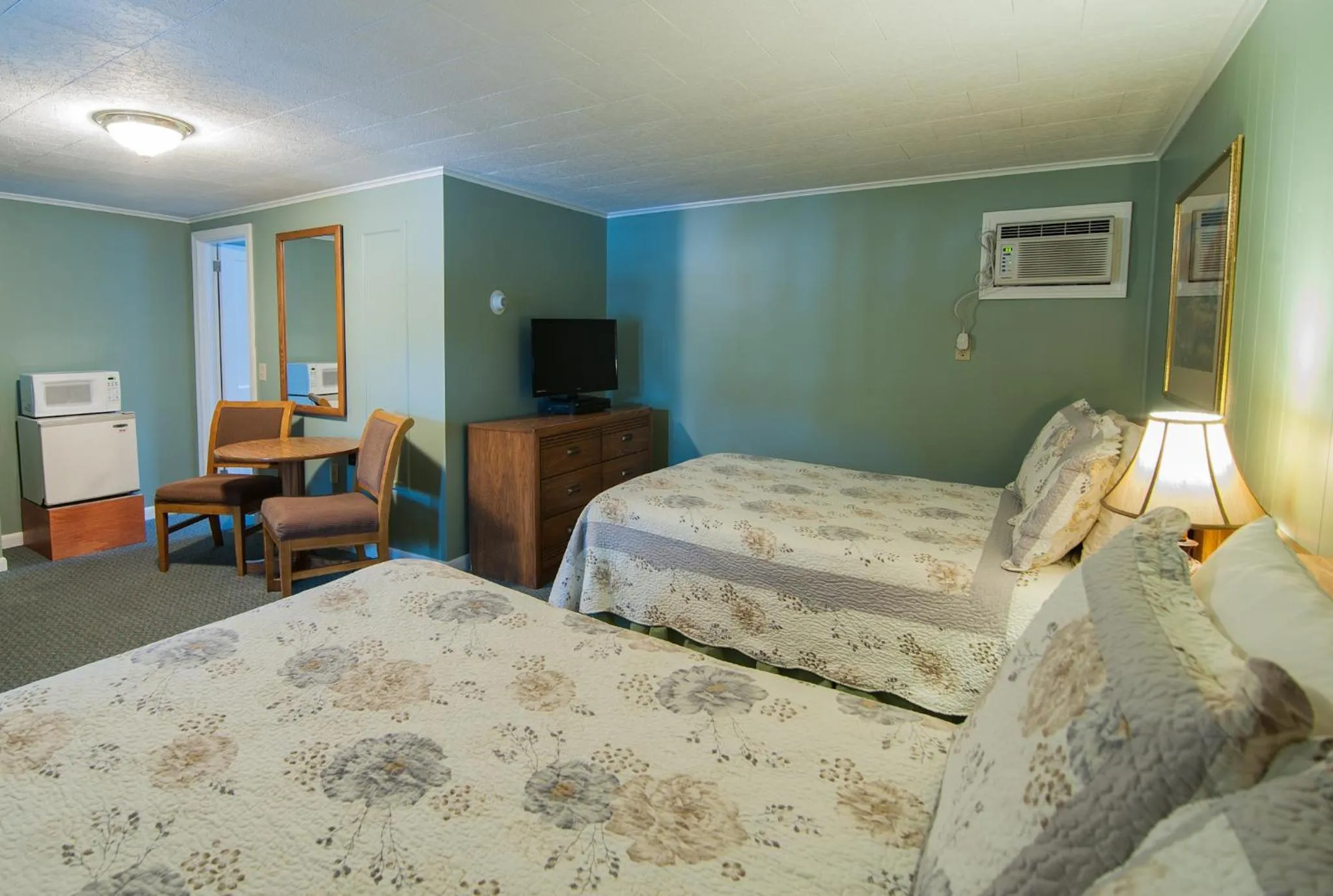 Profile Motel & Cottages