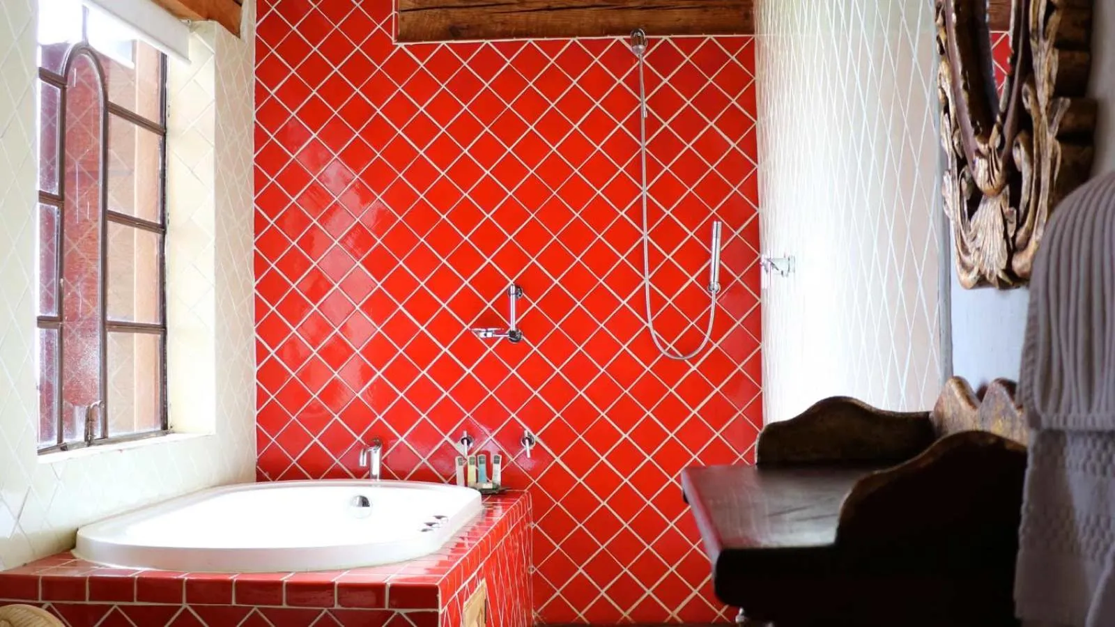 Bathroom in Hacienda Ucazanaztacua