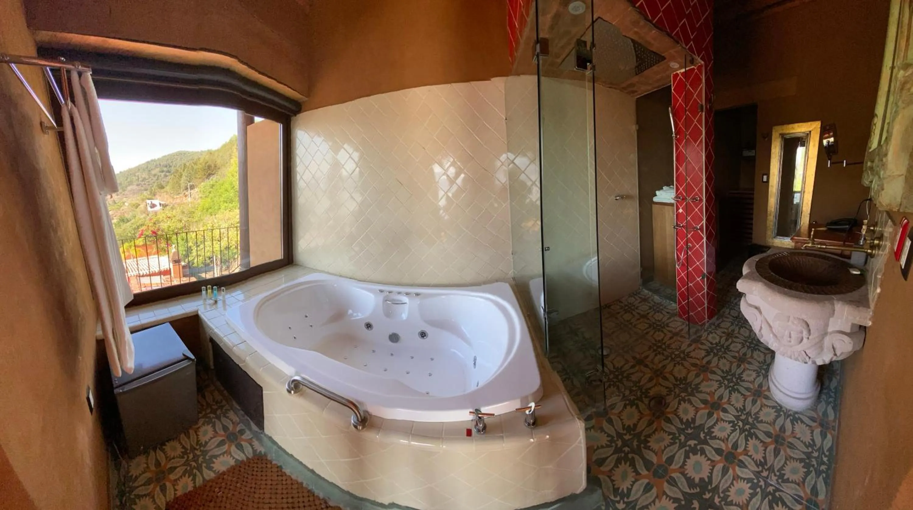 Bathroom in Hacienda Ucazanaztacua