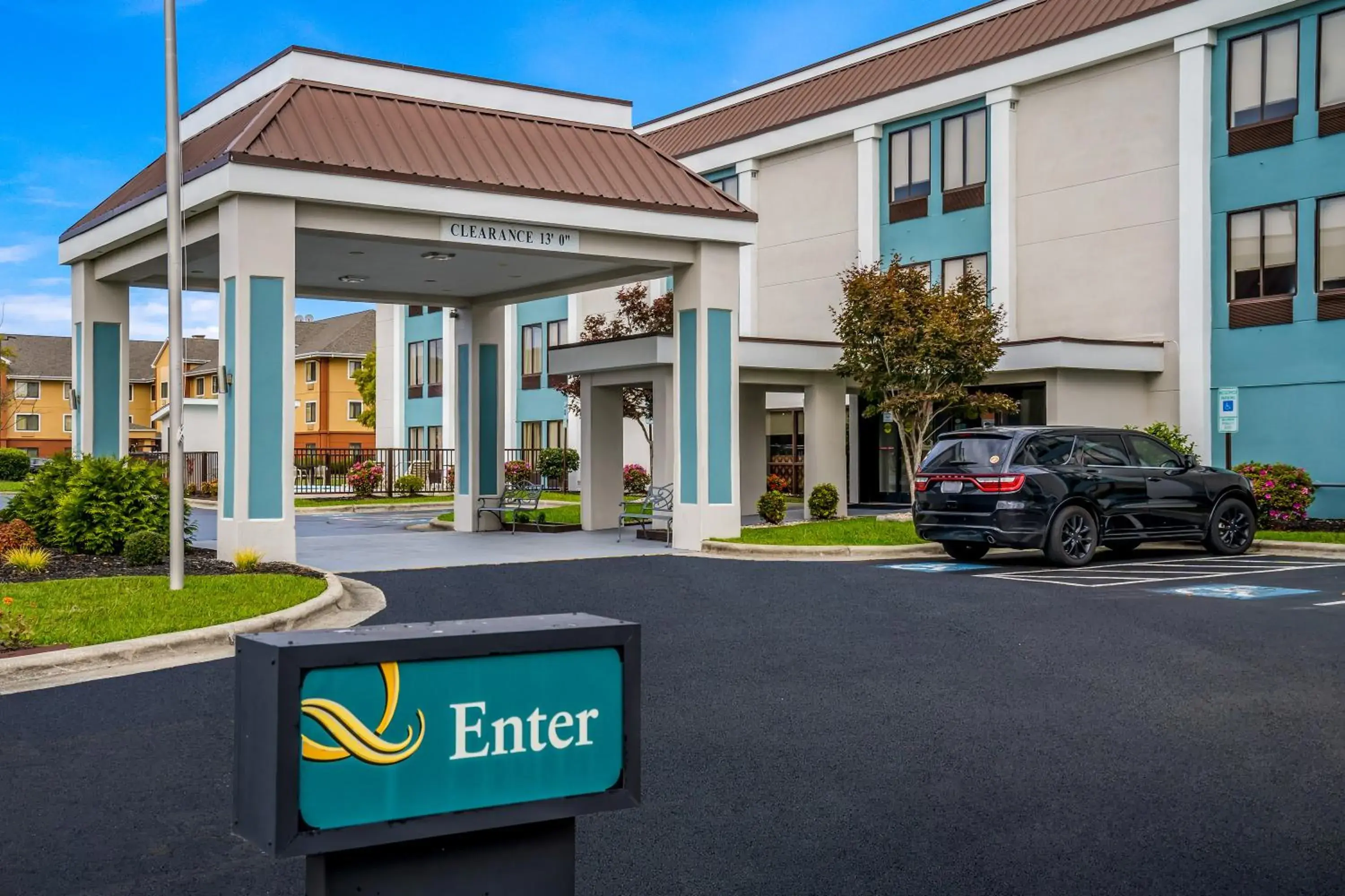Facade/entrance in Quality Inn Jacksonville near Camp Lejeune Facade/entrance in Quality Inn Jacksonville near Camp Lejeune