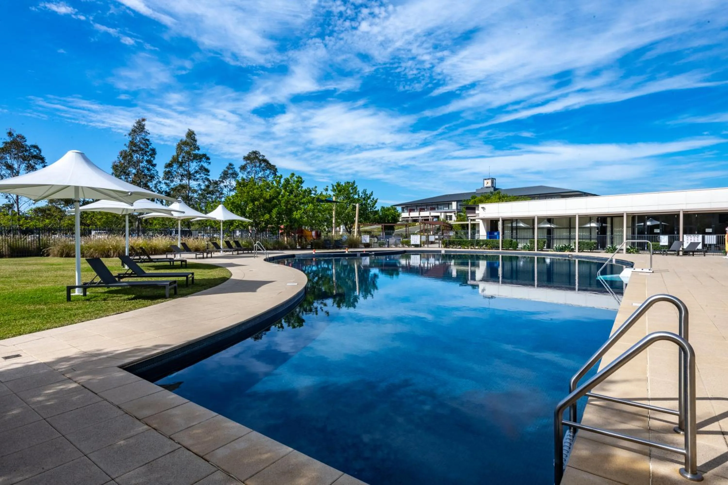 Swimming pool in Mercure Kooindah Waters Central Coast