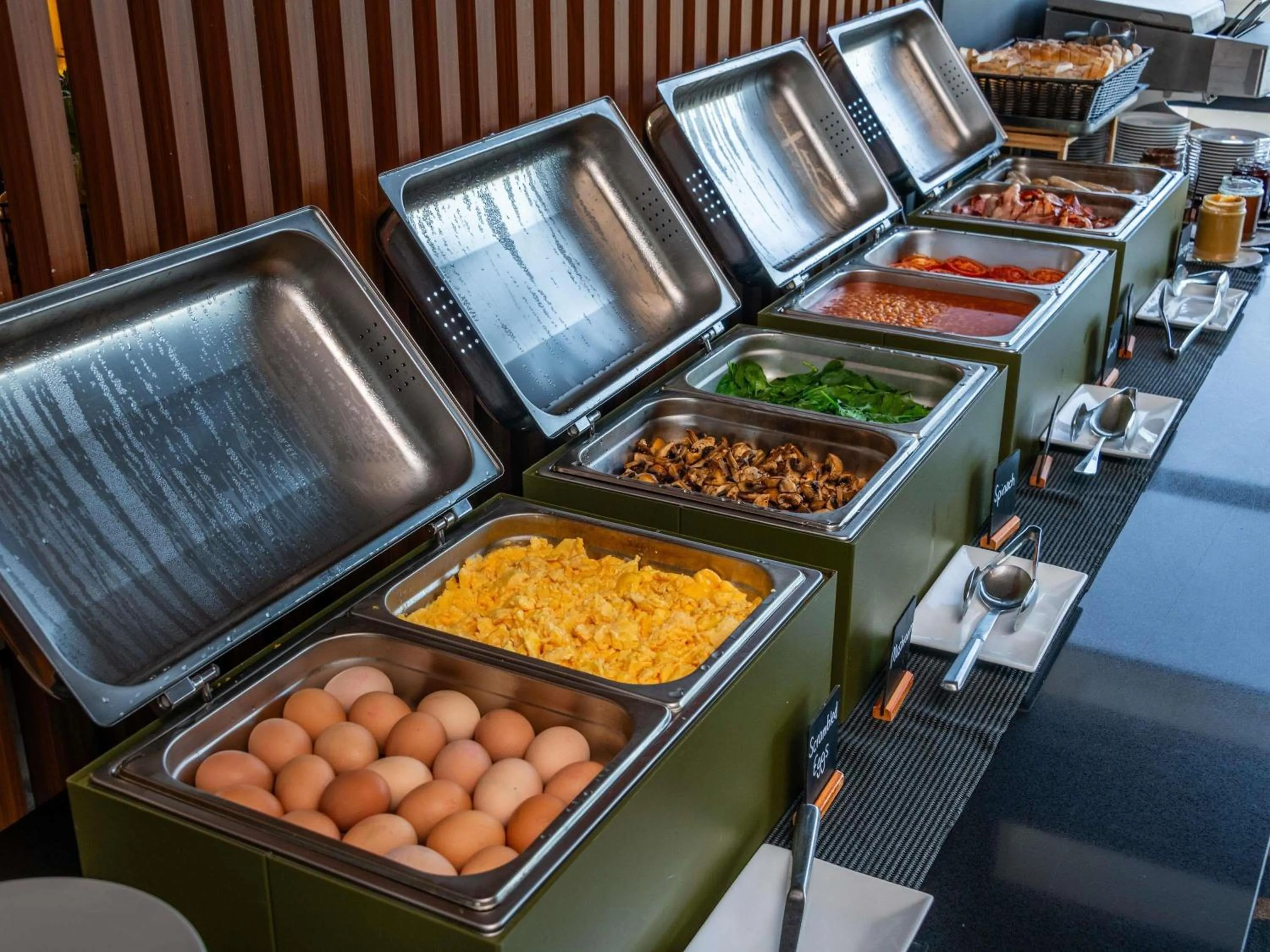 Breakfast in Mercure Kooindah Waters Central Coast