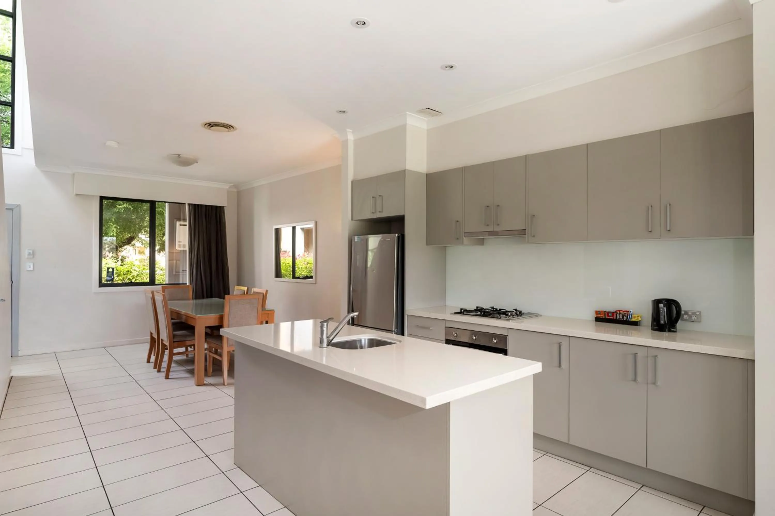 kitchen in Mercure Kooindah Waters Central Coast