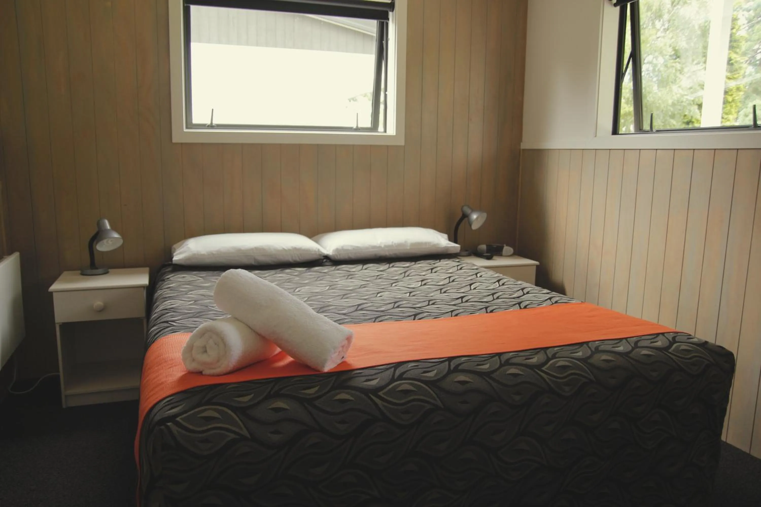 Bedroom, Bed in Geraldine TOP 10 Holiday Park