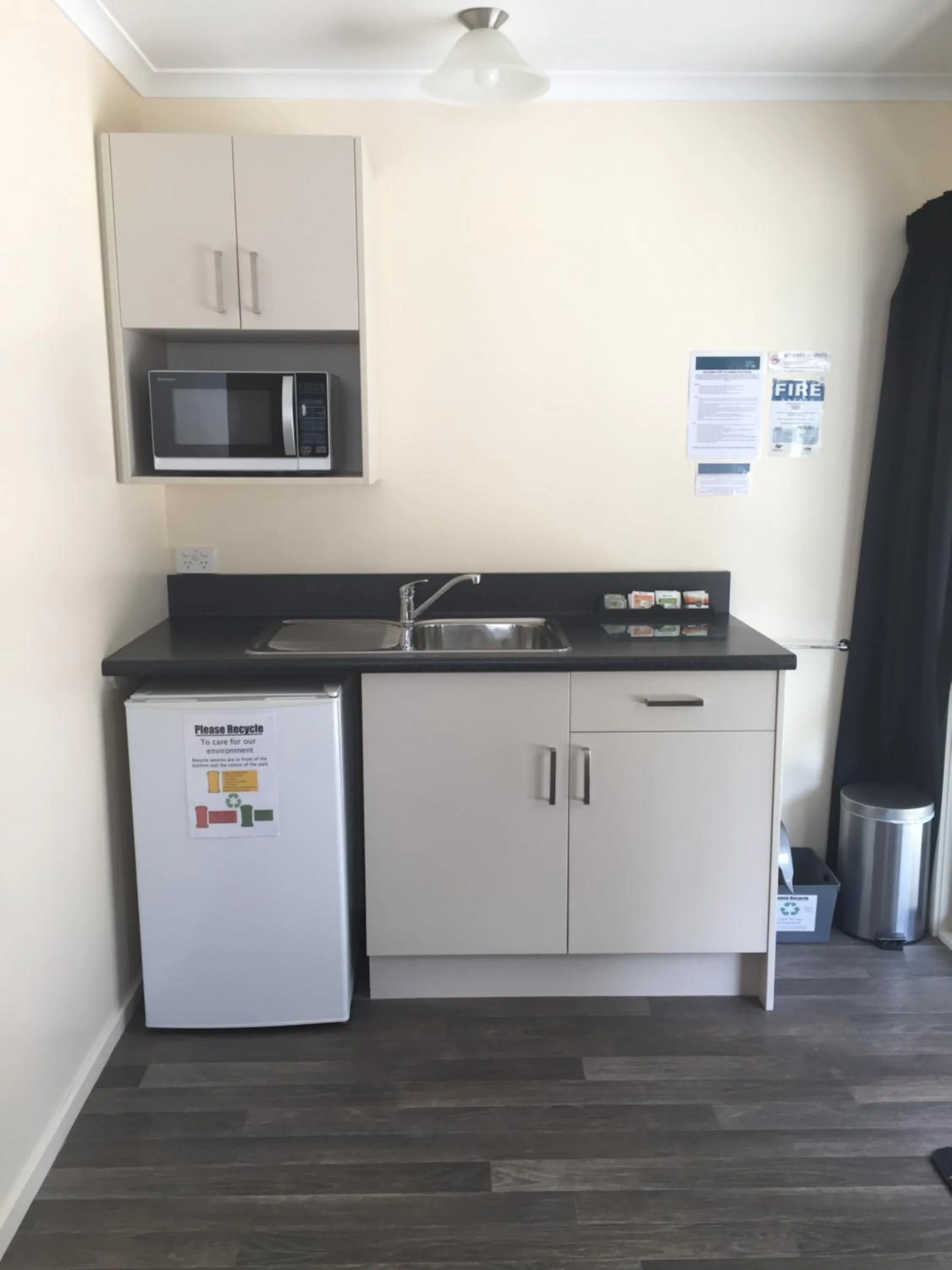 Kitchen or kitchenette in Geraldine TOP 10 Holiday Park