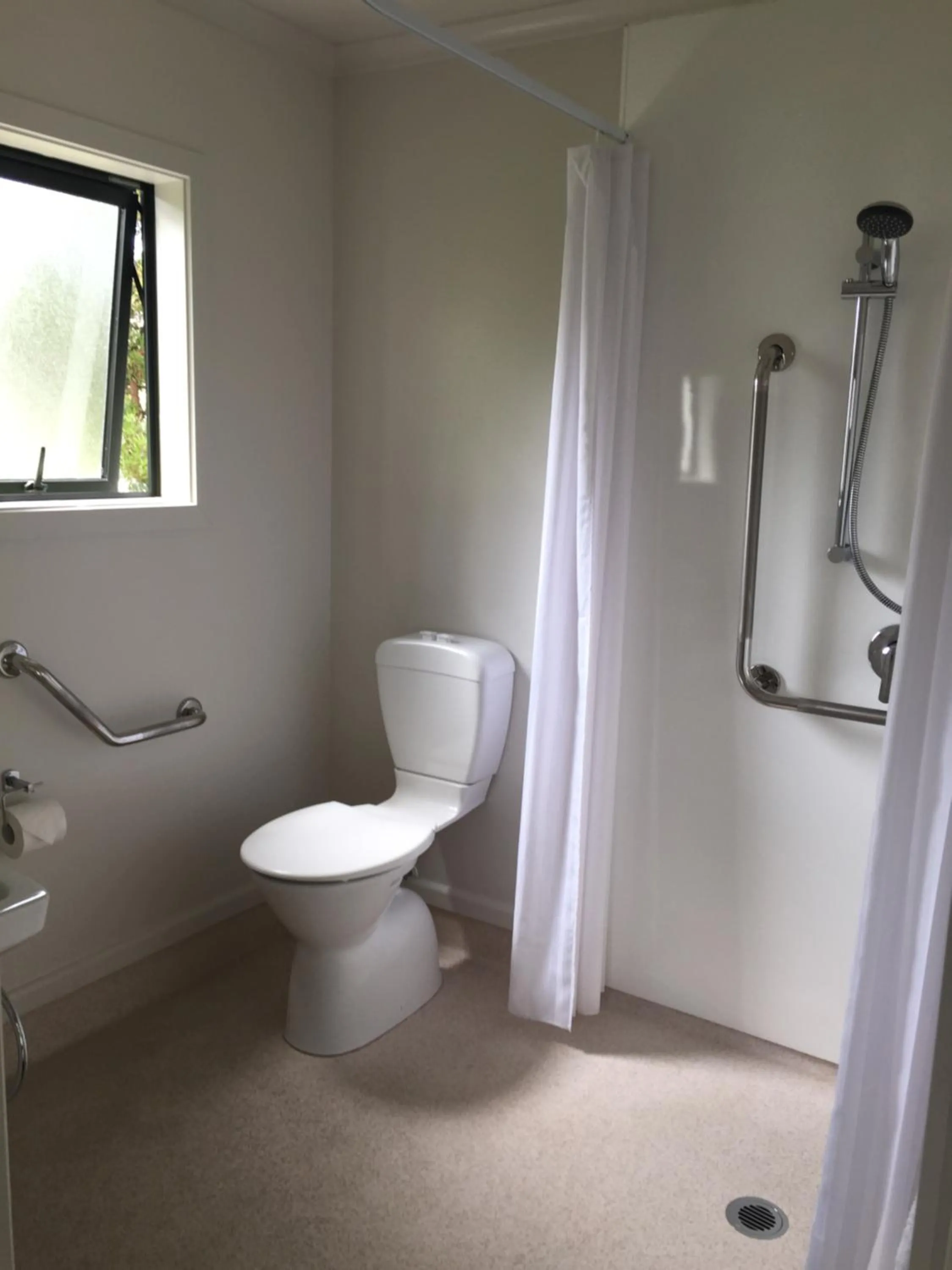 Bathroom in Geraldine TOP 10 Holiday Park