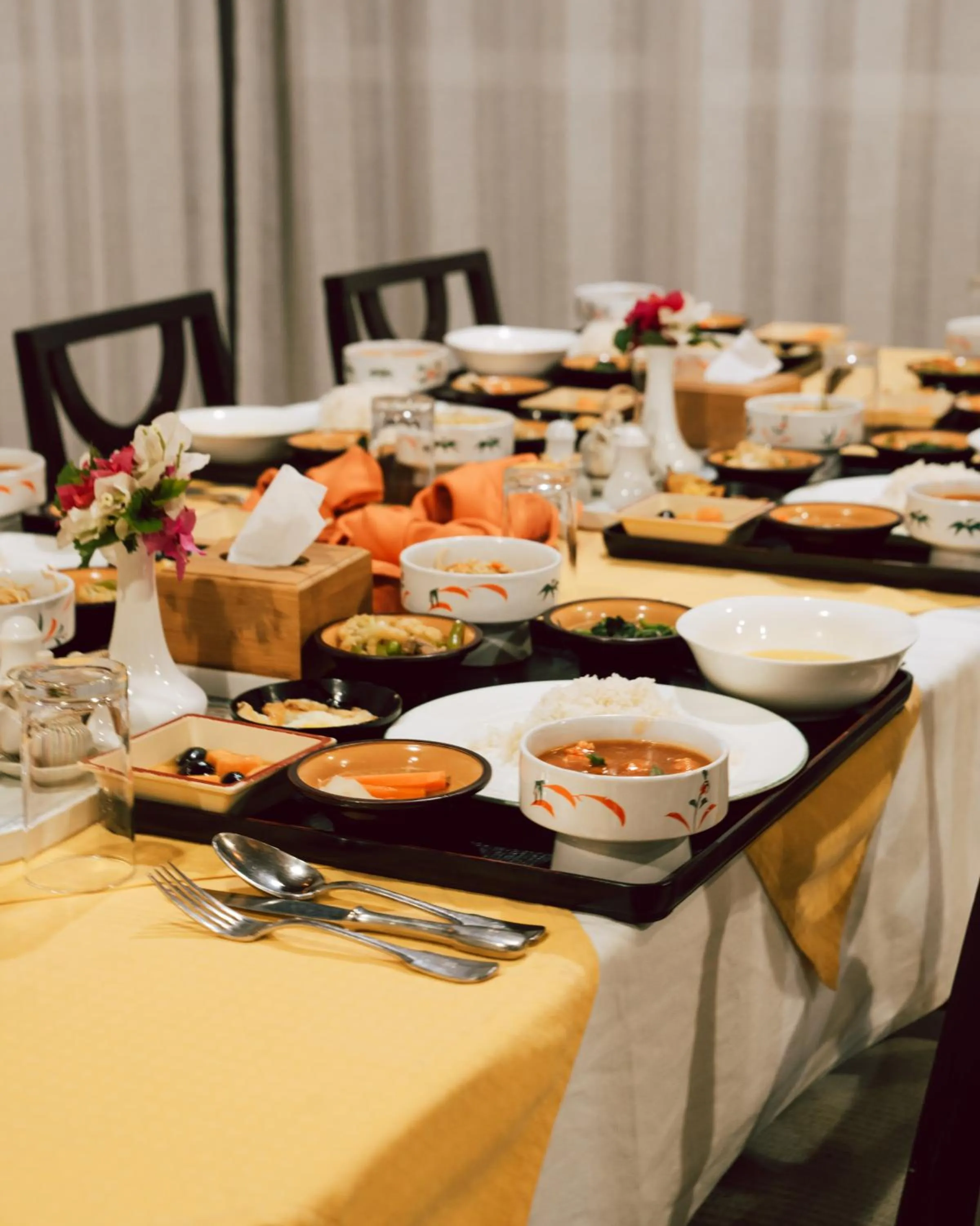 Restaurant/places to eat in Hokke Lumbini