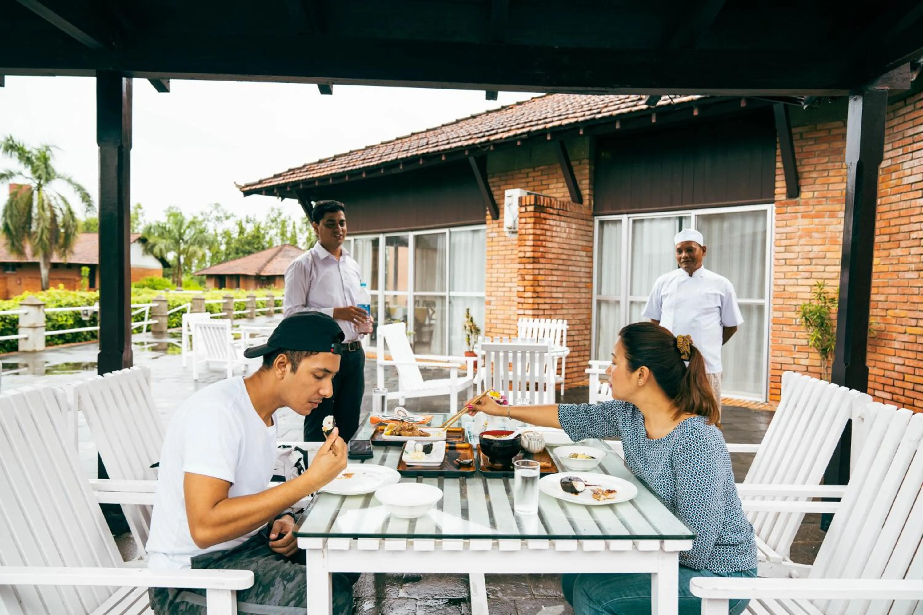 Restaurant/places to eat in Hokke Lumbini