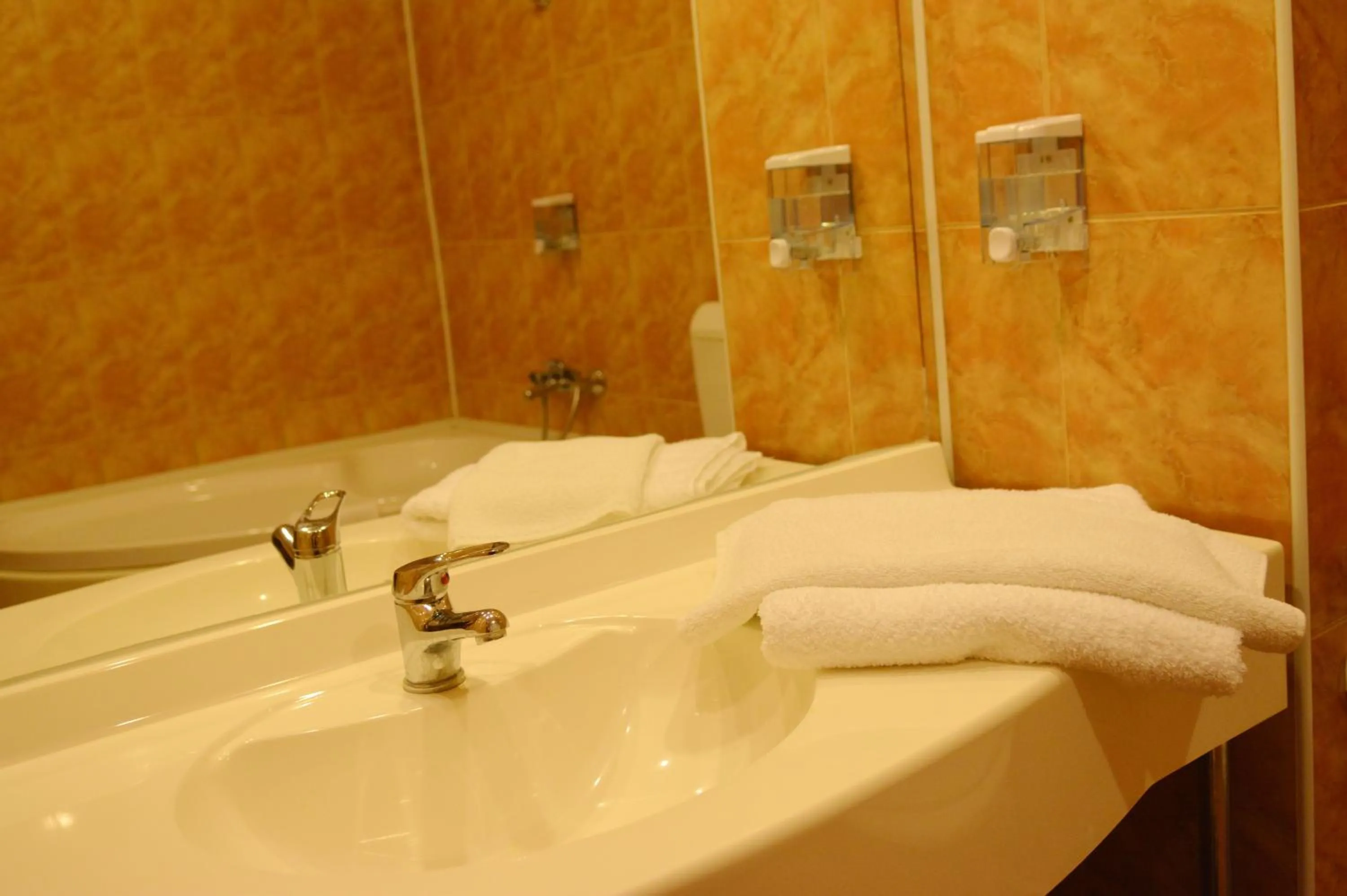 Bathroom in Hotel Select