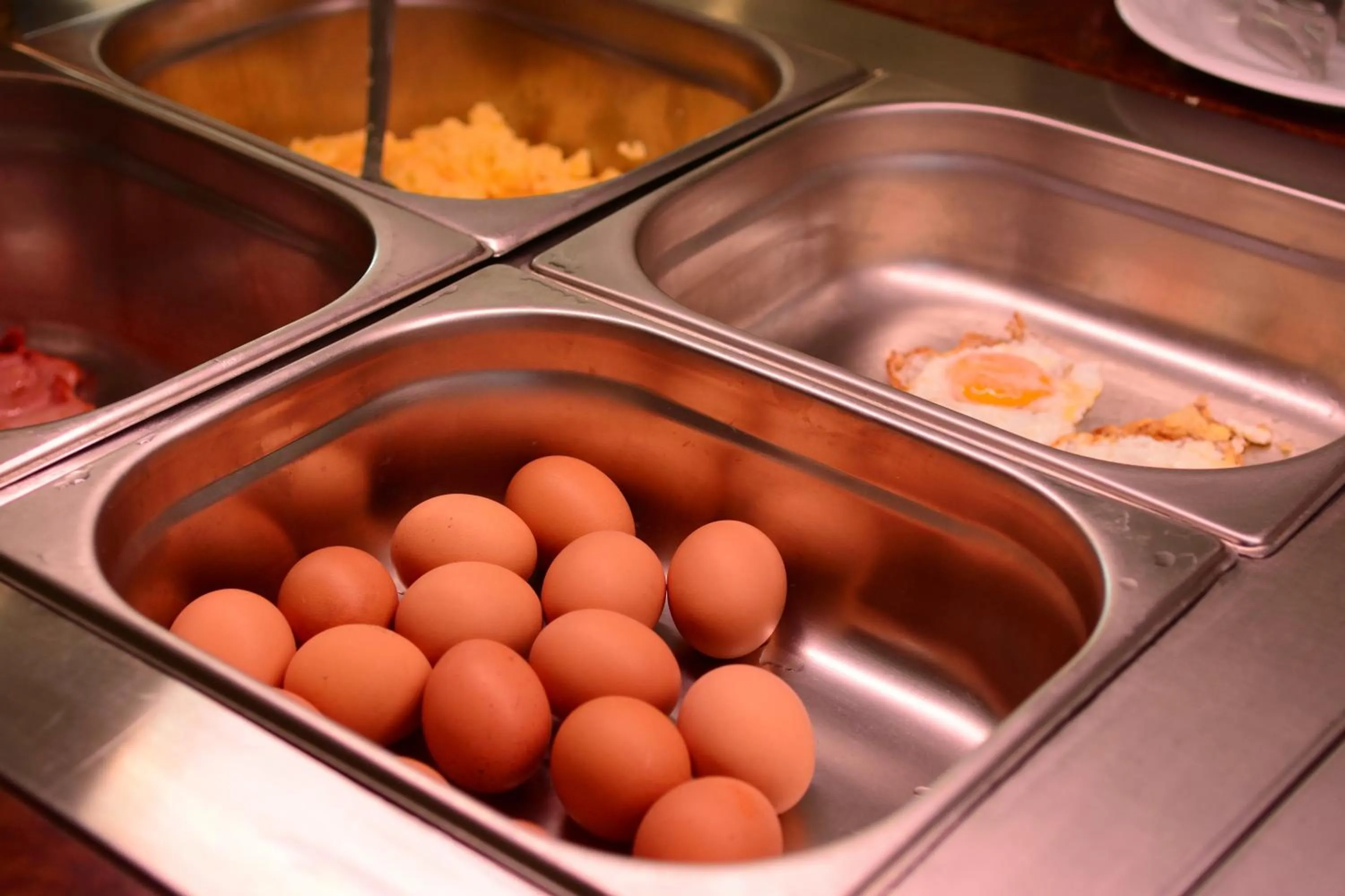 Buffet breakfast in Hotel Select