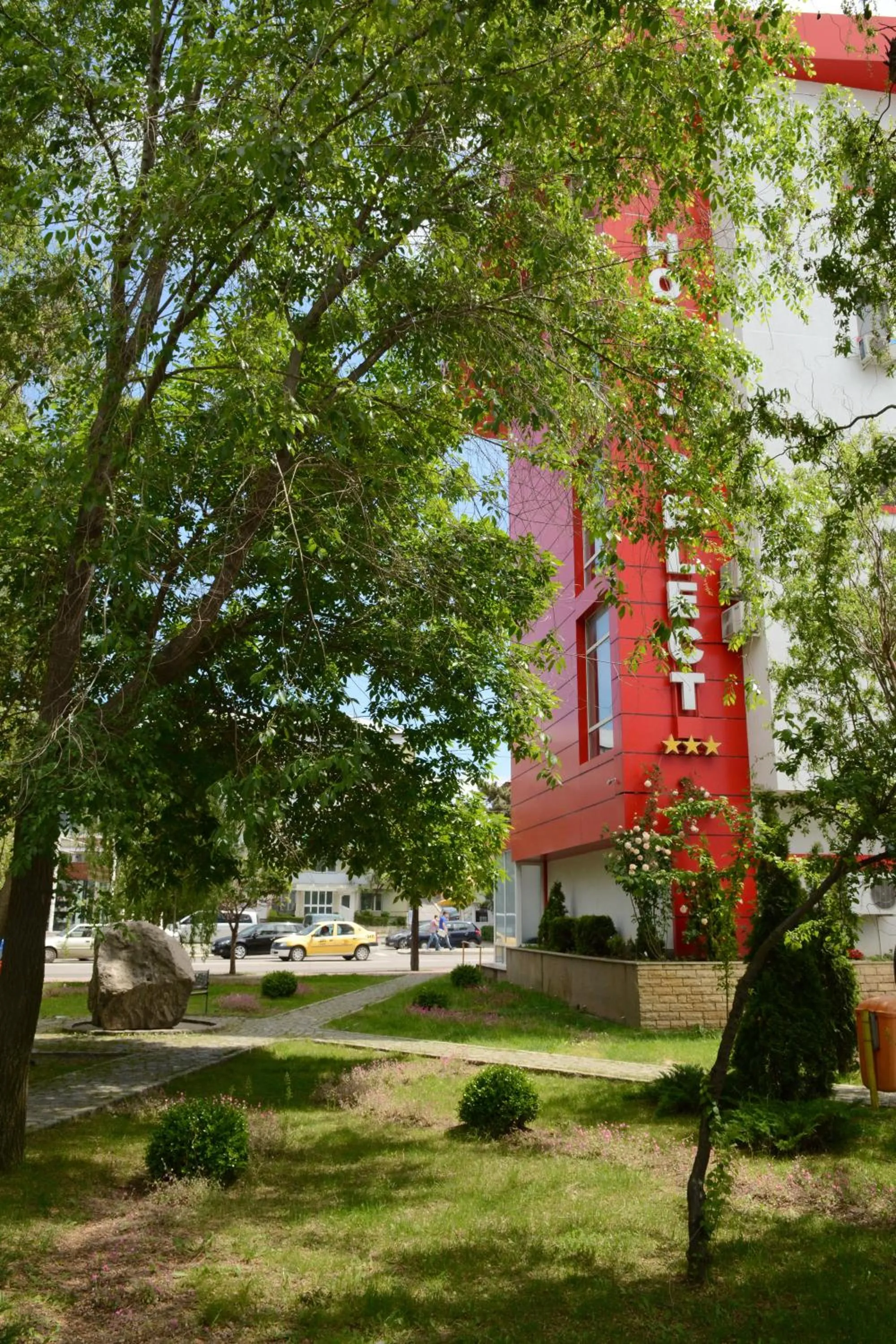 Garden view in Hotel Select
