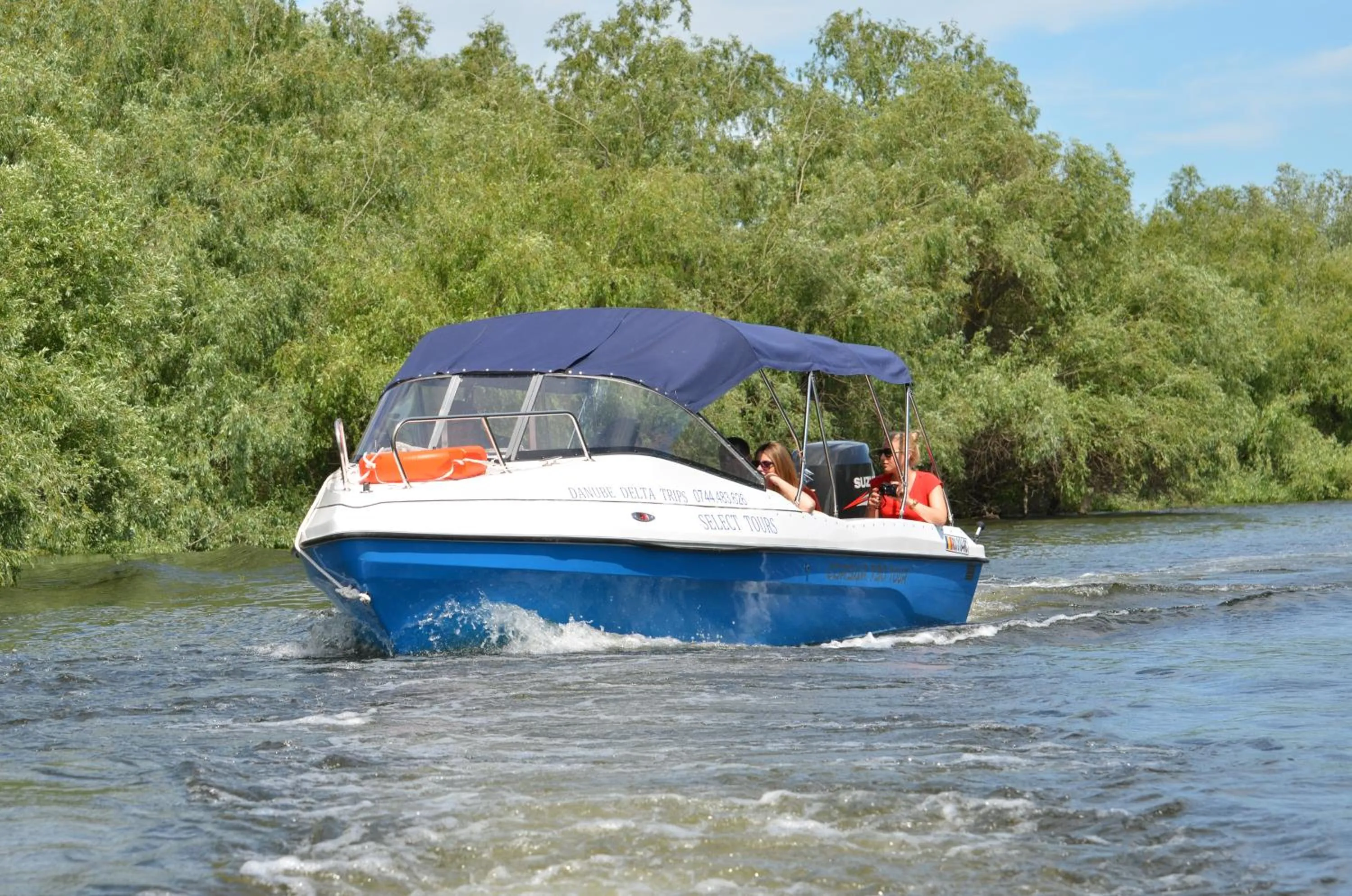 Activities in Hotel Select