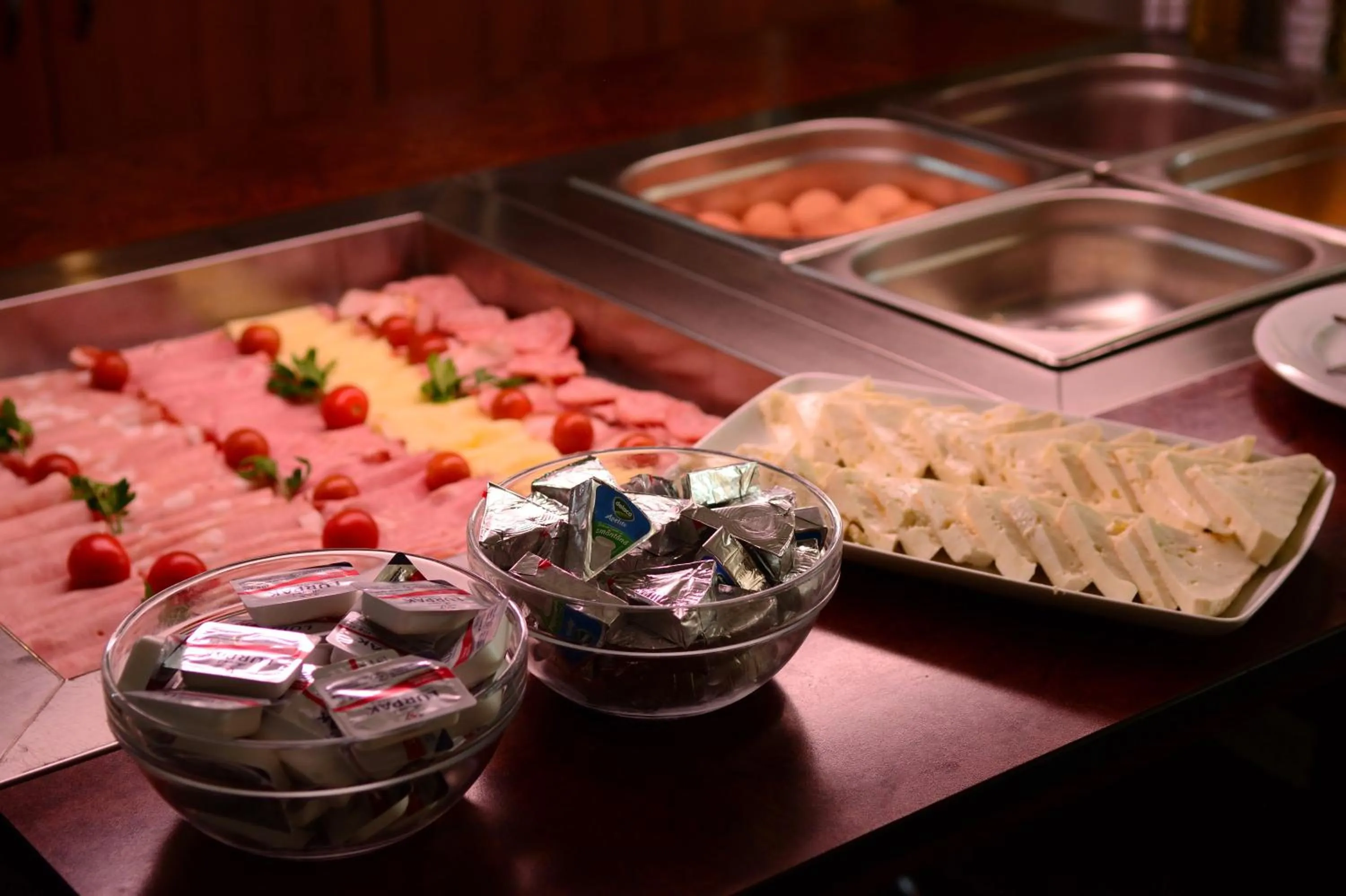 Buffet breakfast in Hotel Select