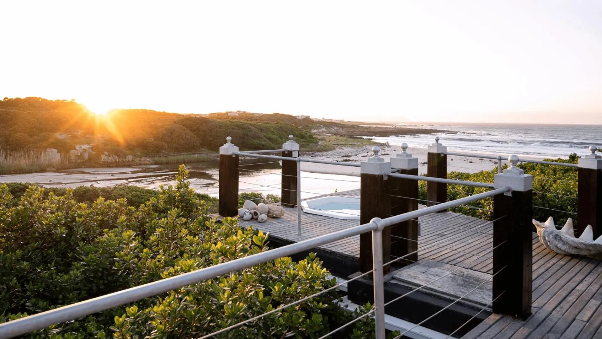 Natural landscape in Kennedys Beach Villa