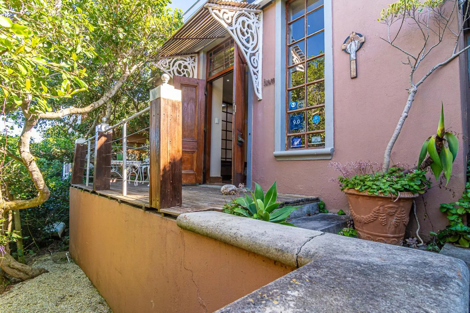 Property building in Kennedys Beach Villa