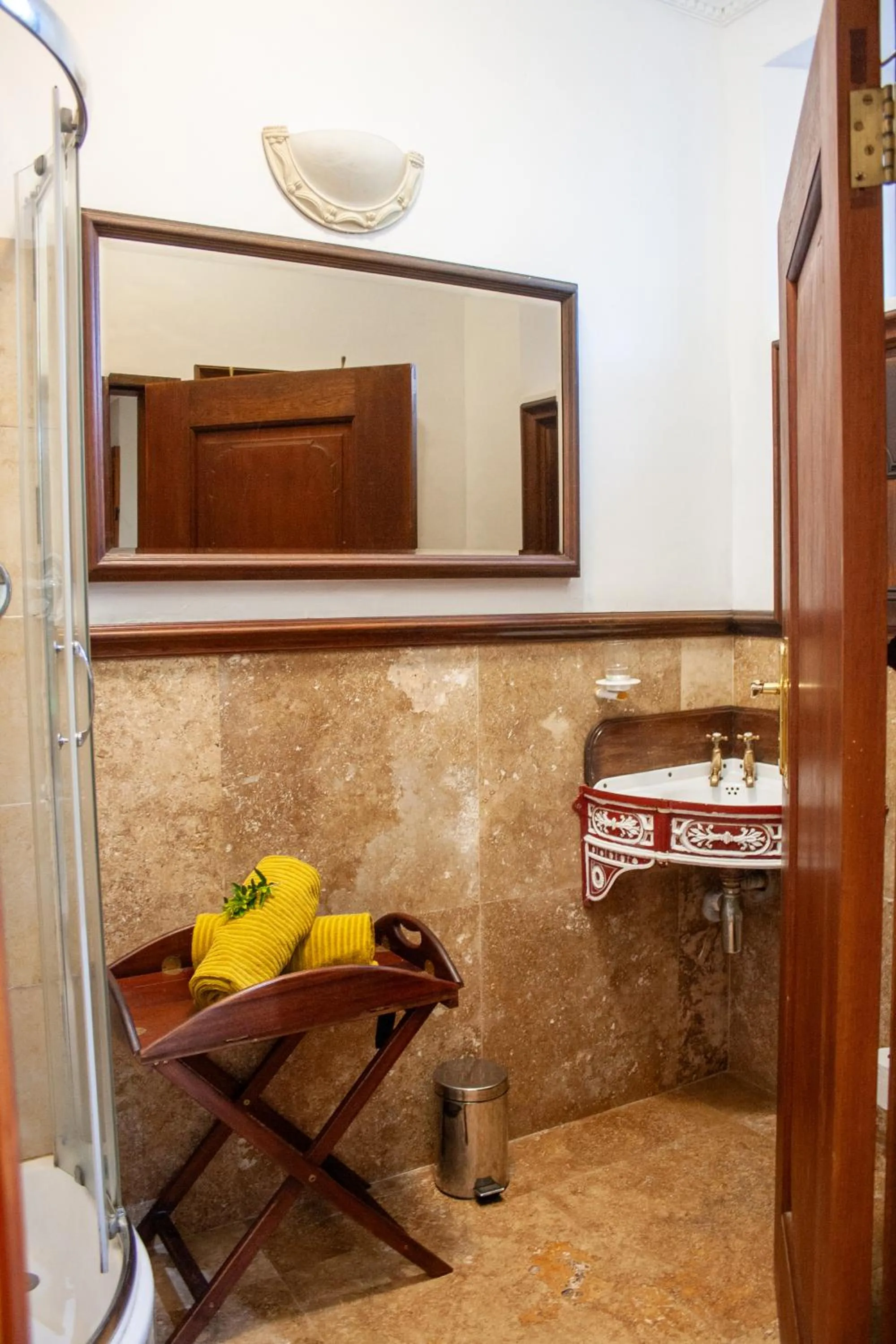 Bathroom in Kennedys Beach Villa