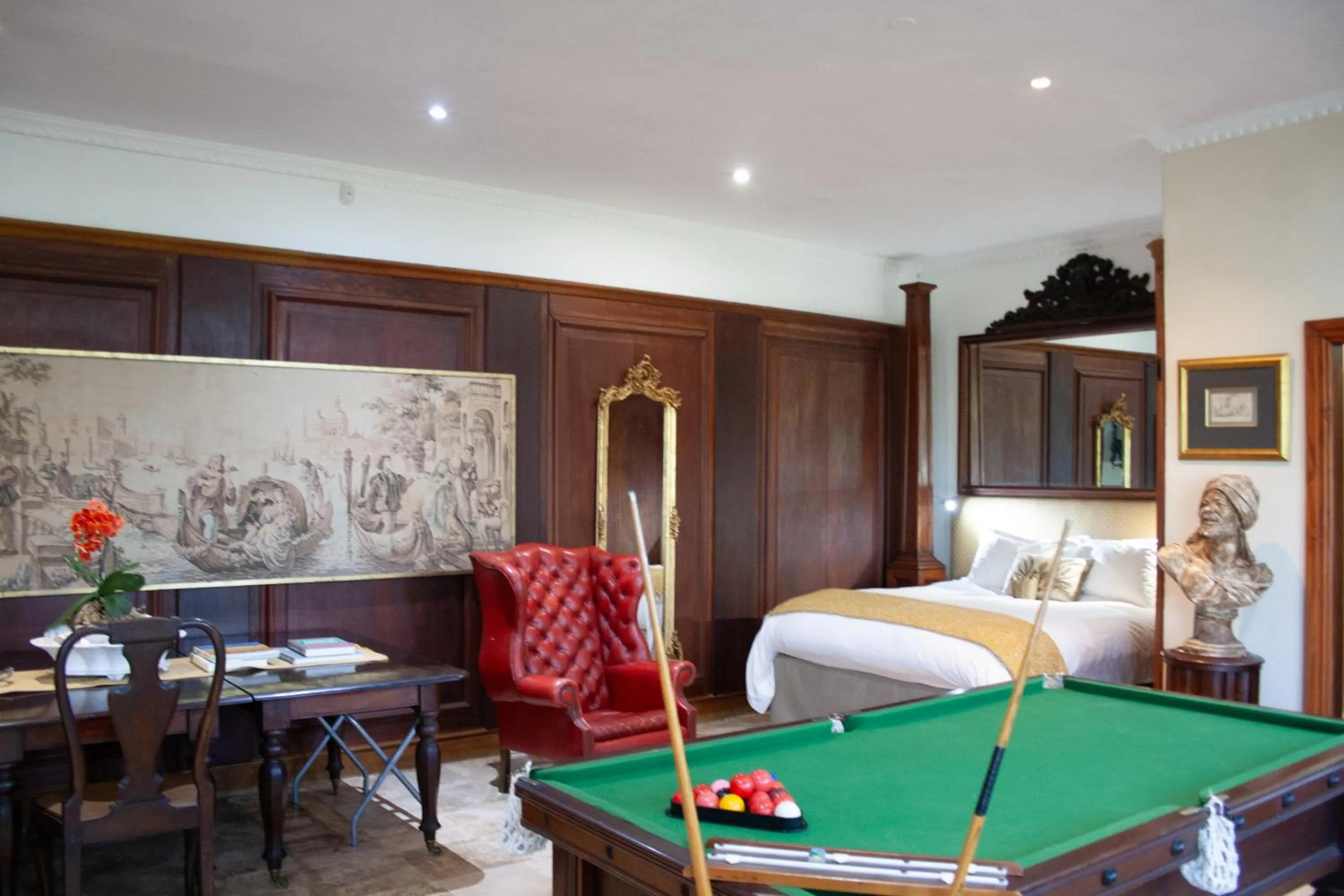 Bed in Kennedys Beach Villa