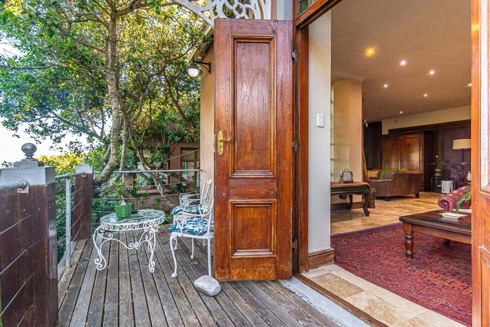 Property building in Kennedys Beach Villa