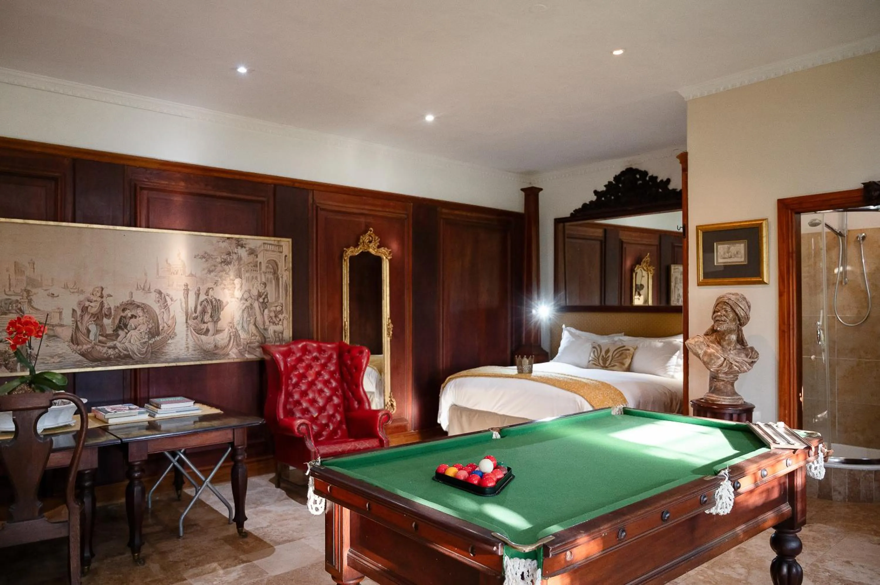 Bed in Kennedys Beach Villa