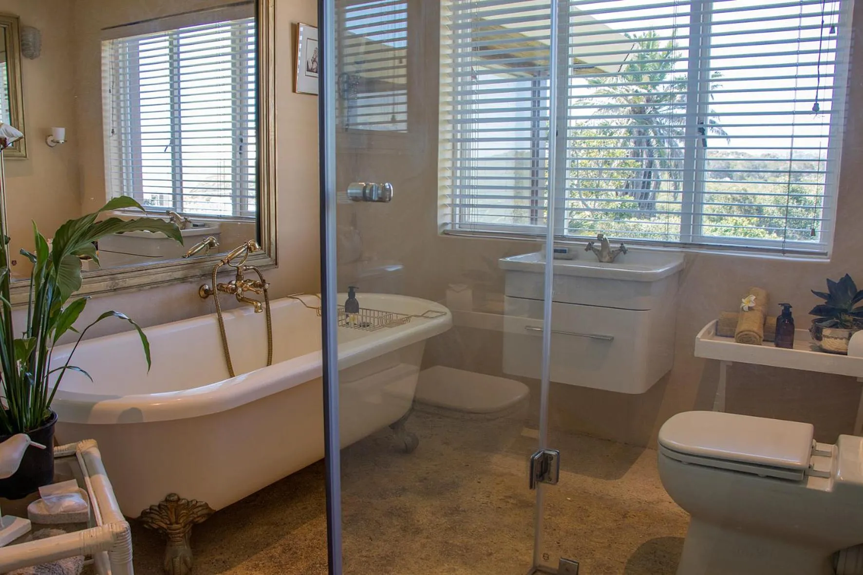 Shower in Kennedys Beach Villa