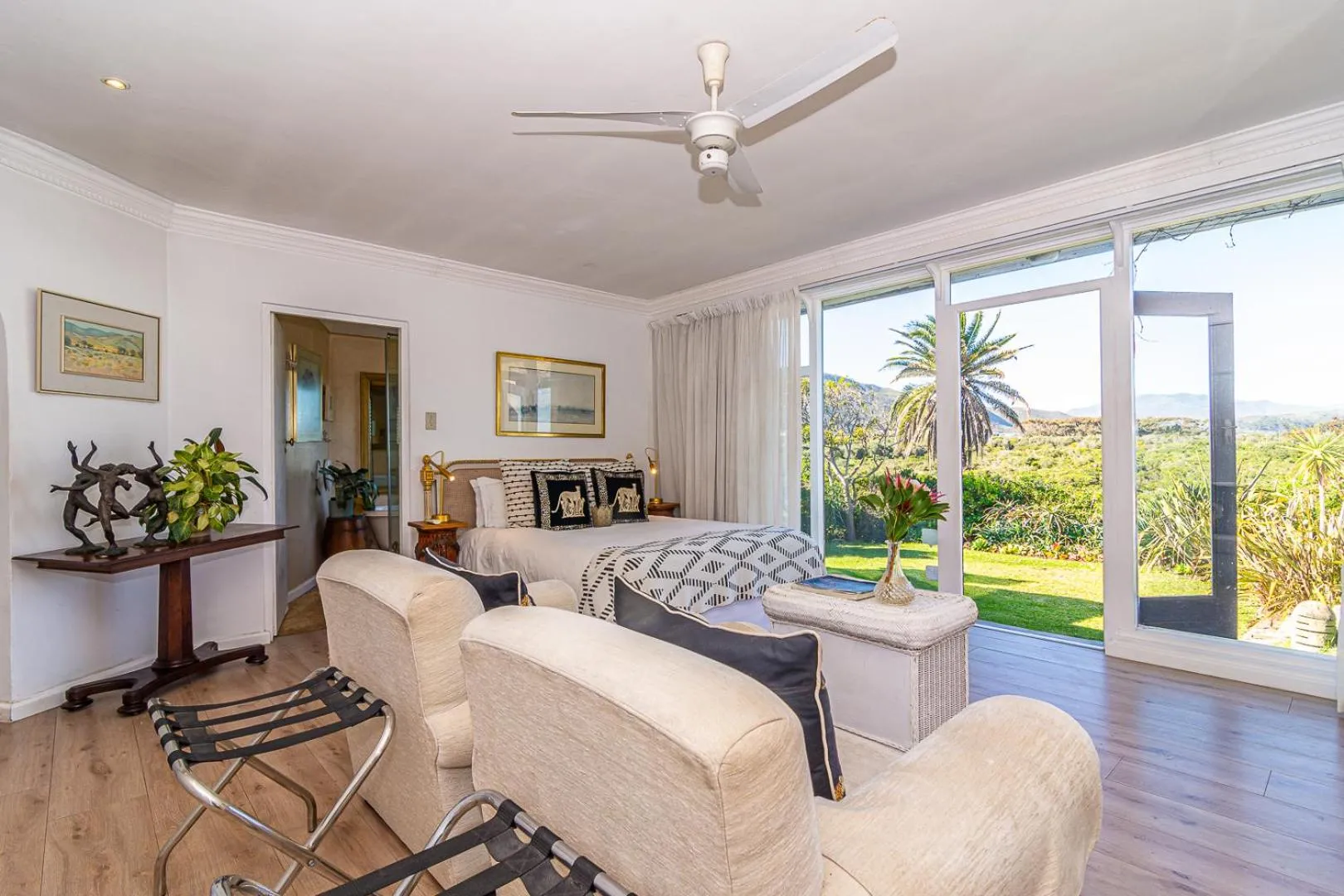 Bedroom in Kennedys Beach Villa