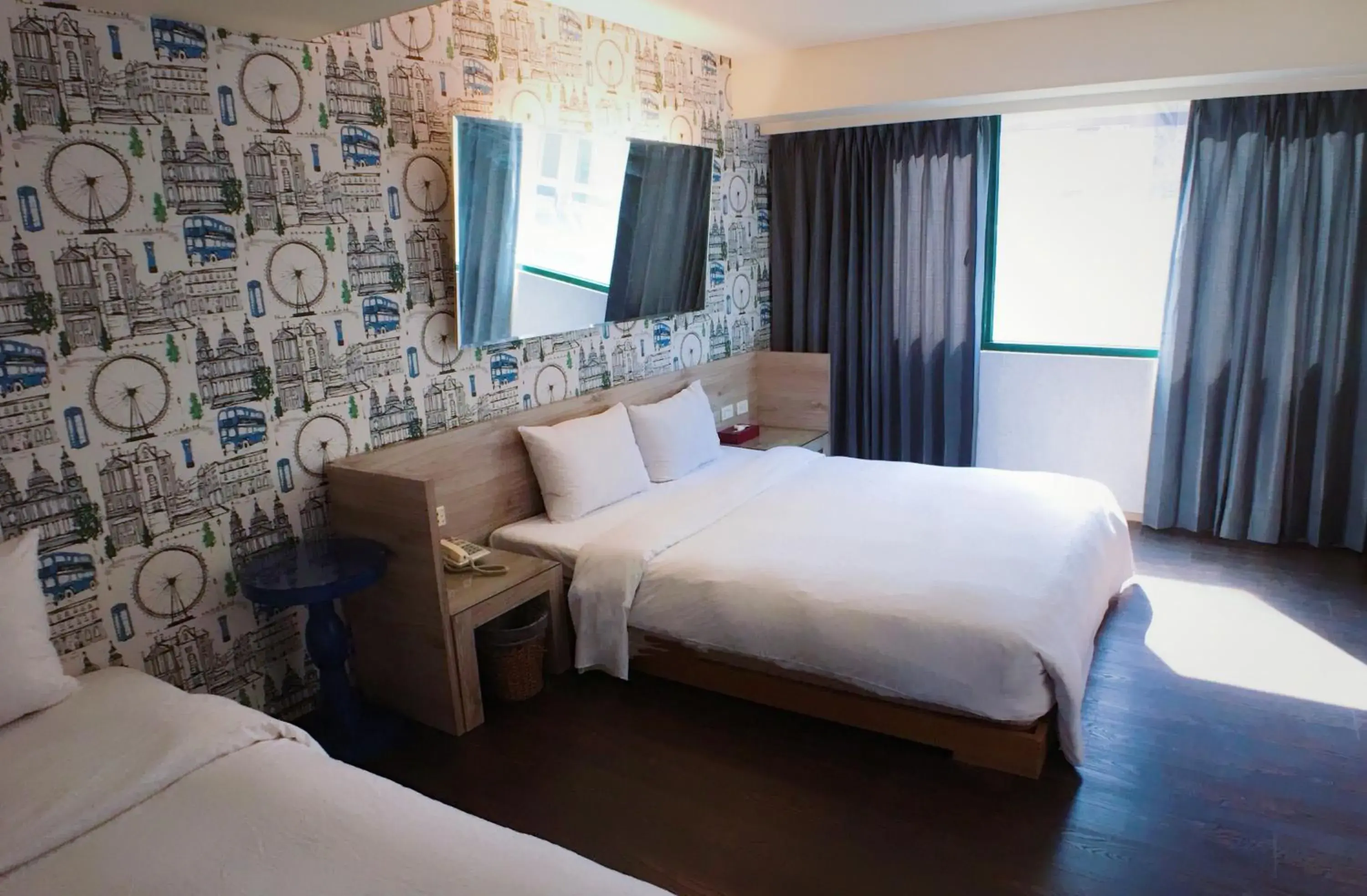 Love Hotel Love Hotel