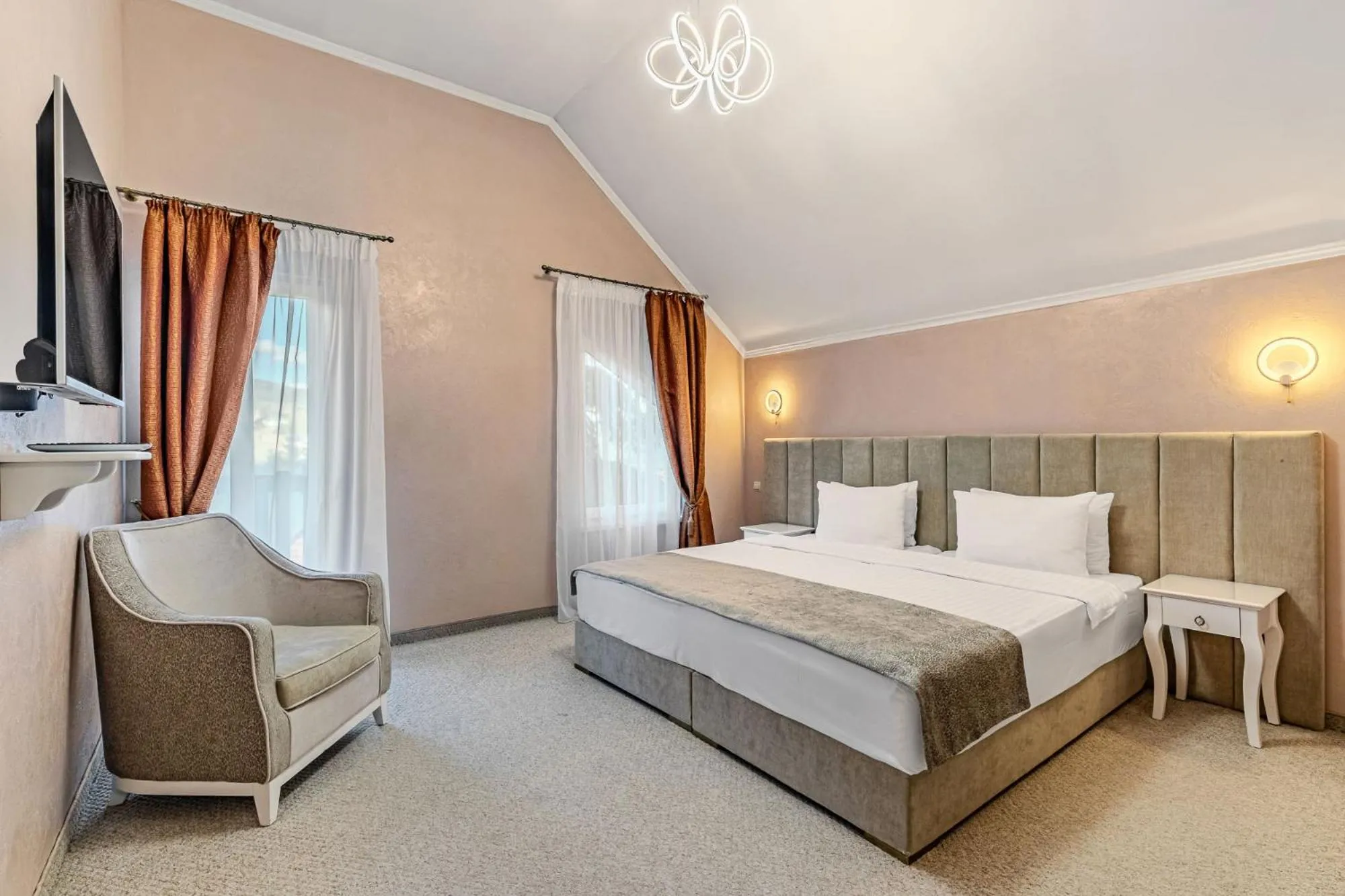 Bed in Bukovel Hotel