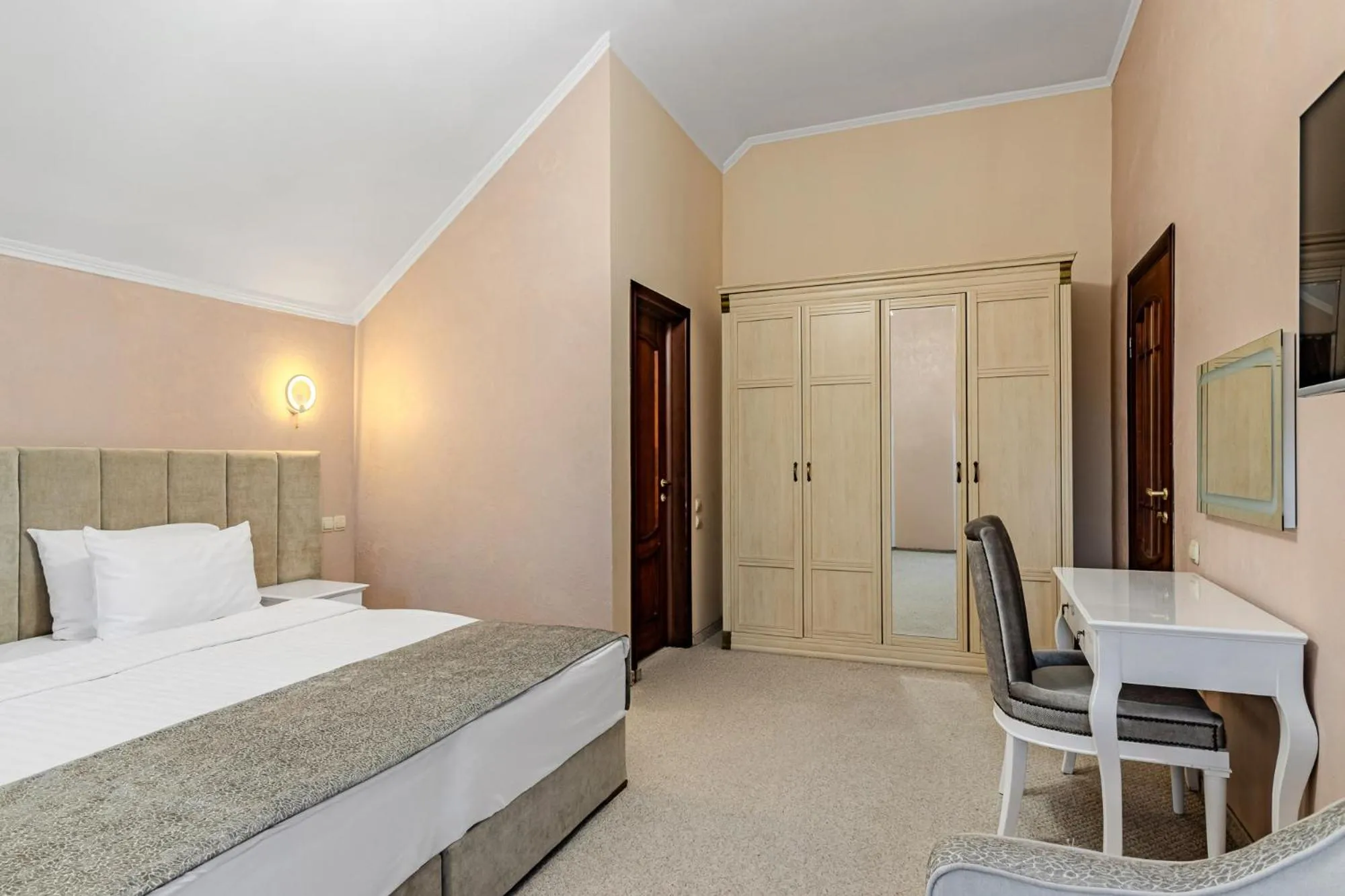 Bed in Bukovel Hotel