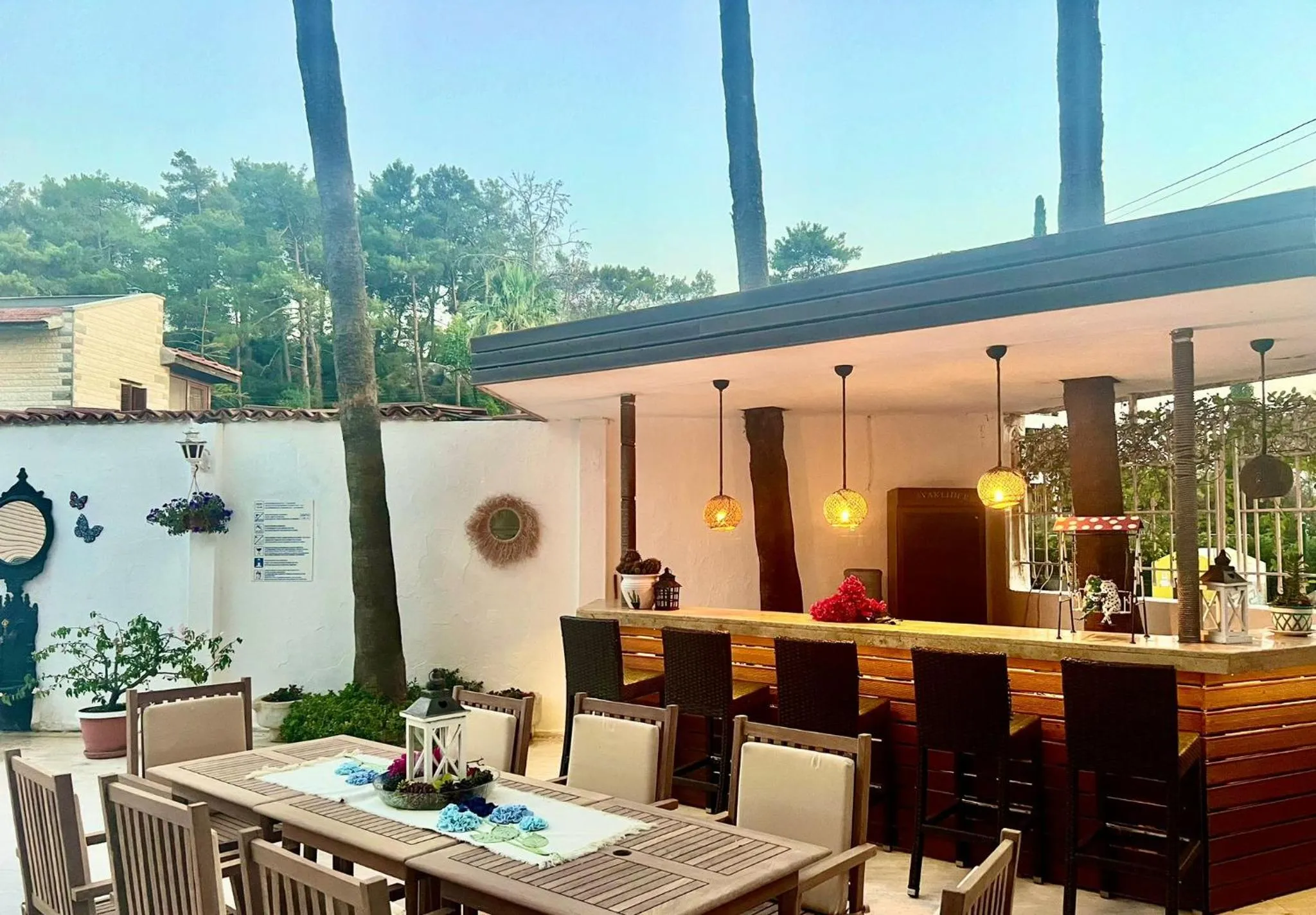 Seating area in Carikci Hotel