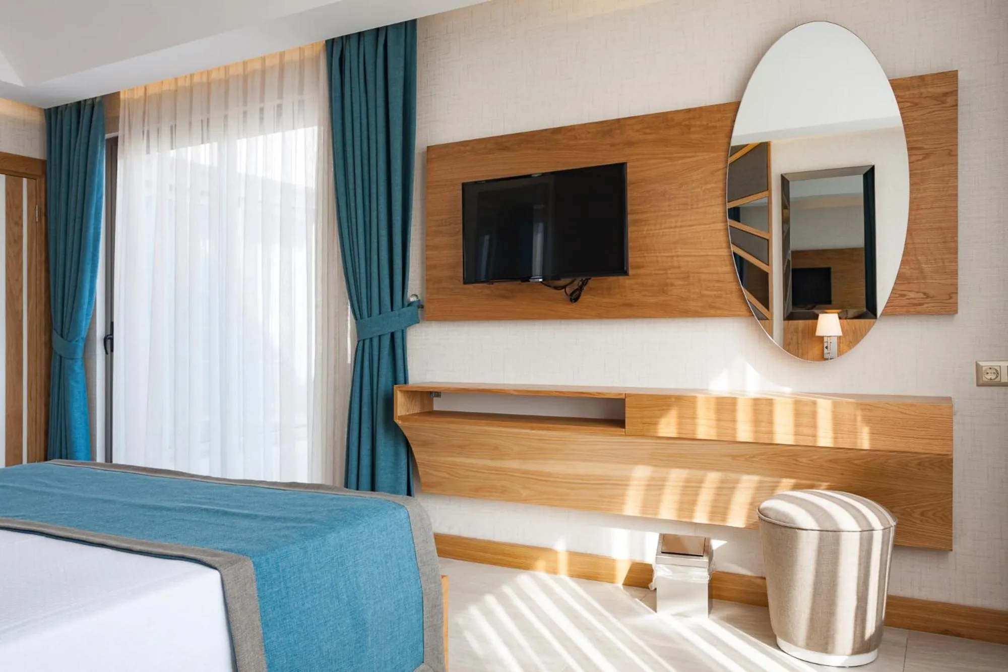 Bedroom in Graf Victor Hotel