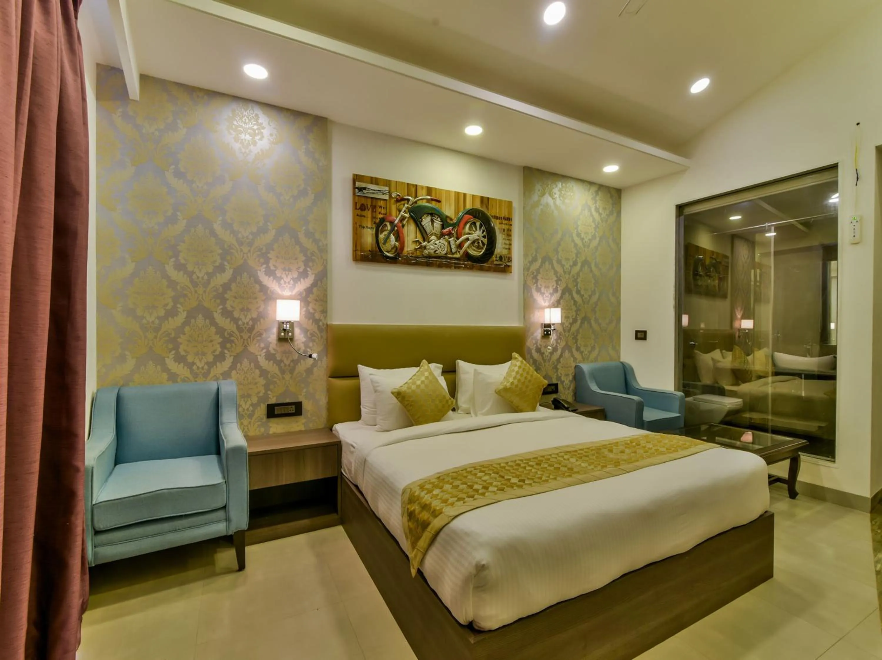 Photo of the whole room, Bed in Ramatan Resort