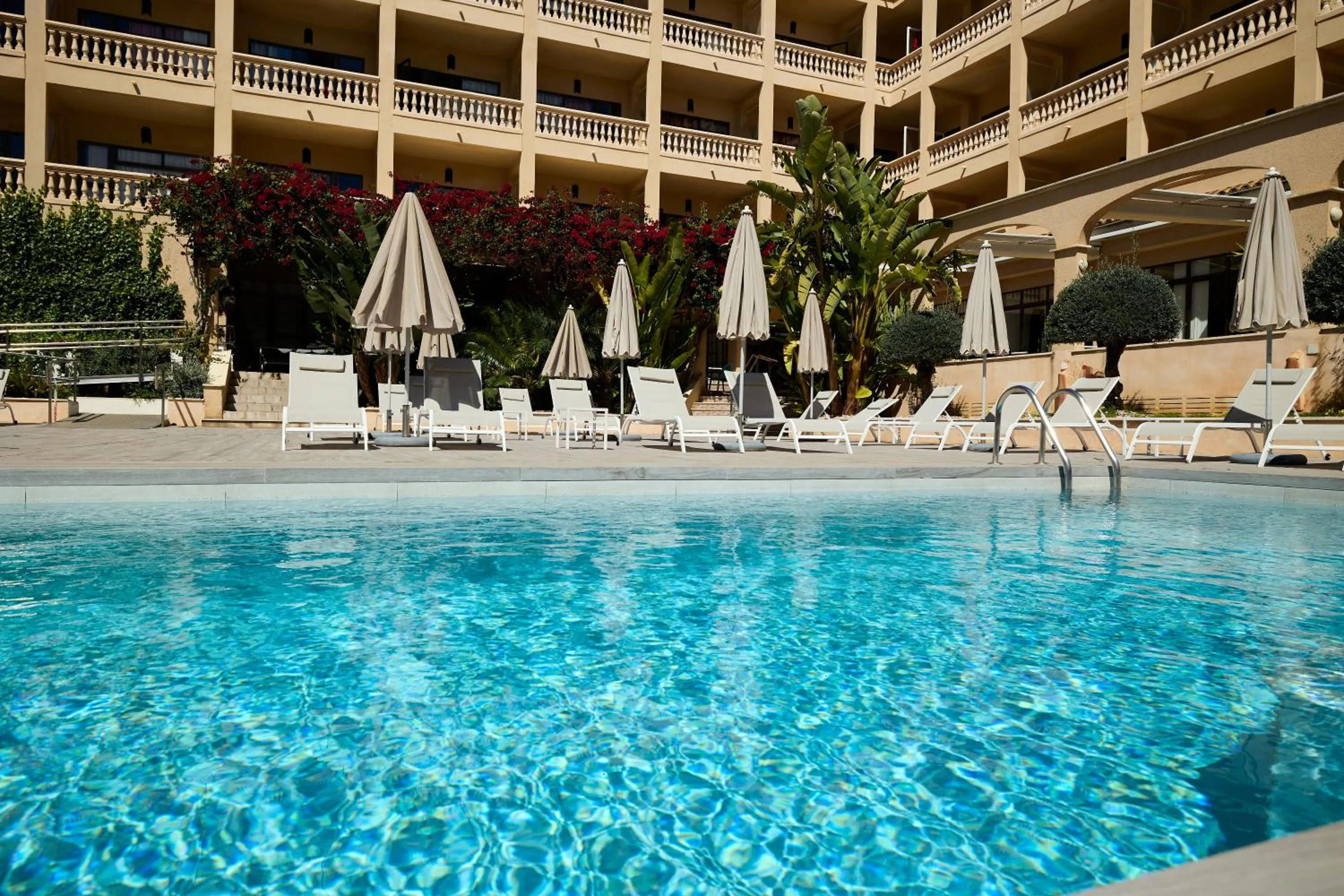 Garden in Apartamentos Isla del Sol