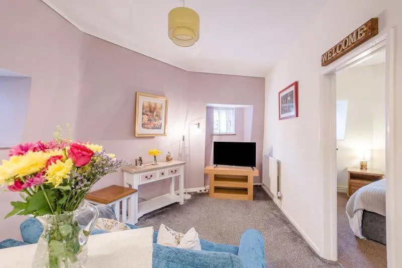 Living room, Bed in Hunston Mill Self Catering Dog Stay For Free