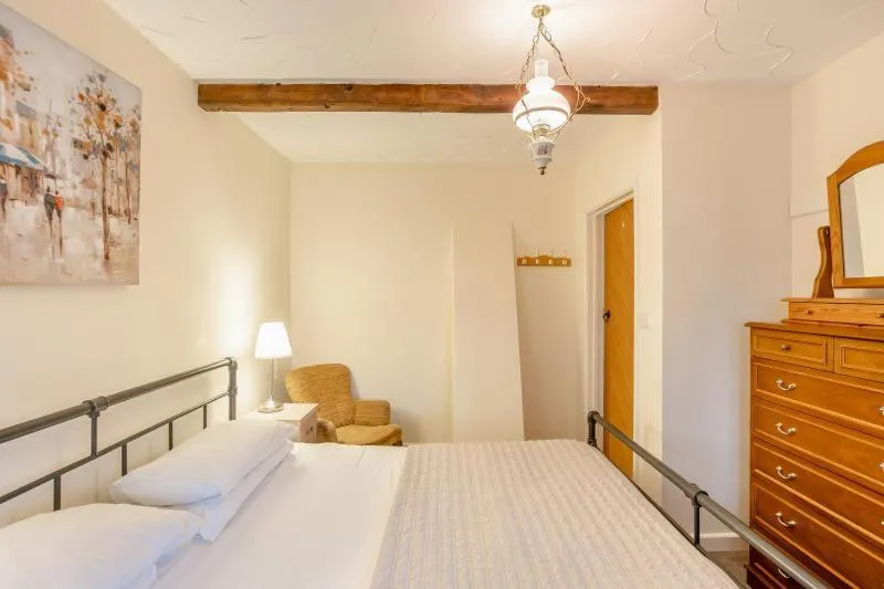 Bedroom, Bed in Hunston Mill Self Catering Dog Stay For Free