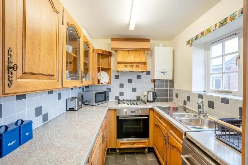 Kitchen or kitchenette in Hunston Mill Self Catering Dog Stay For Free