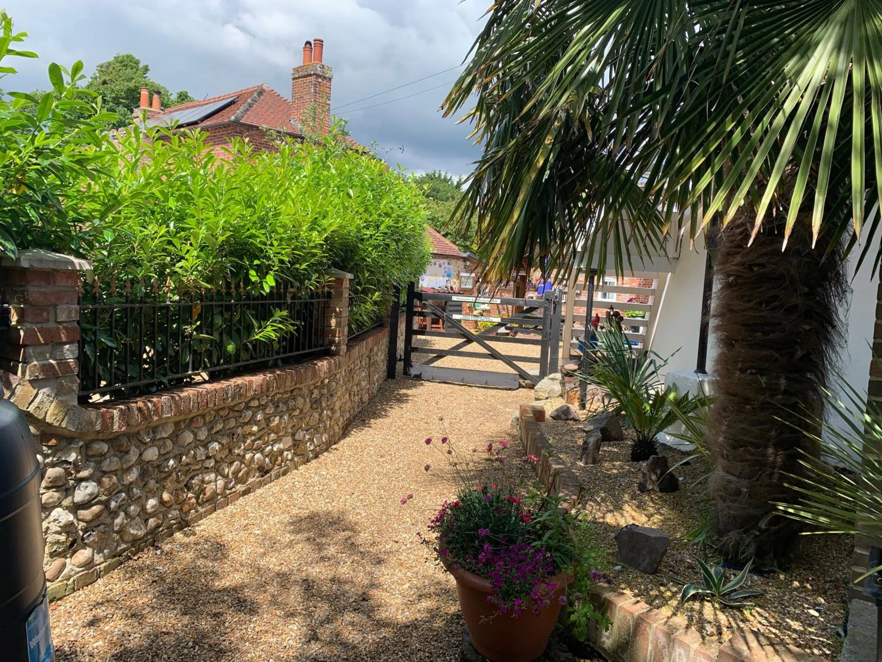 Garden in Hunston Mill Self Catering Dog Stay For Free