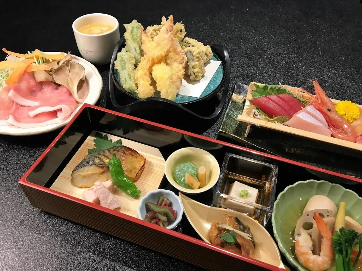 Kagamigaike Hekizantei