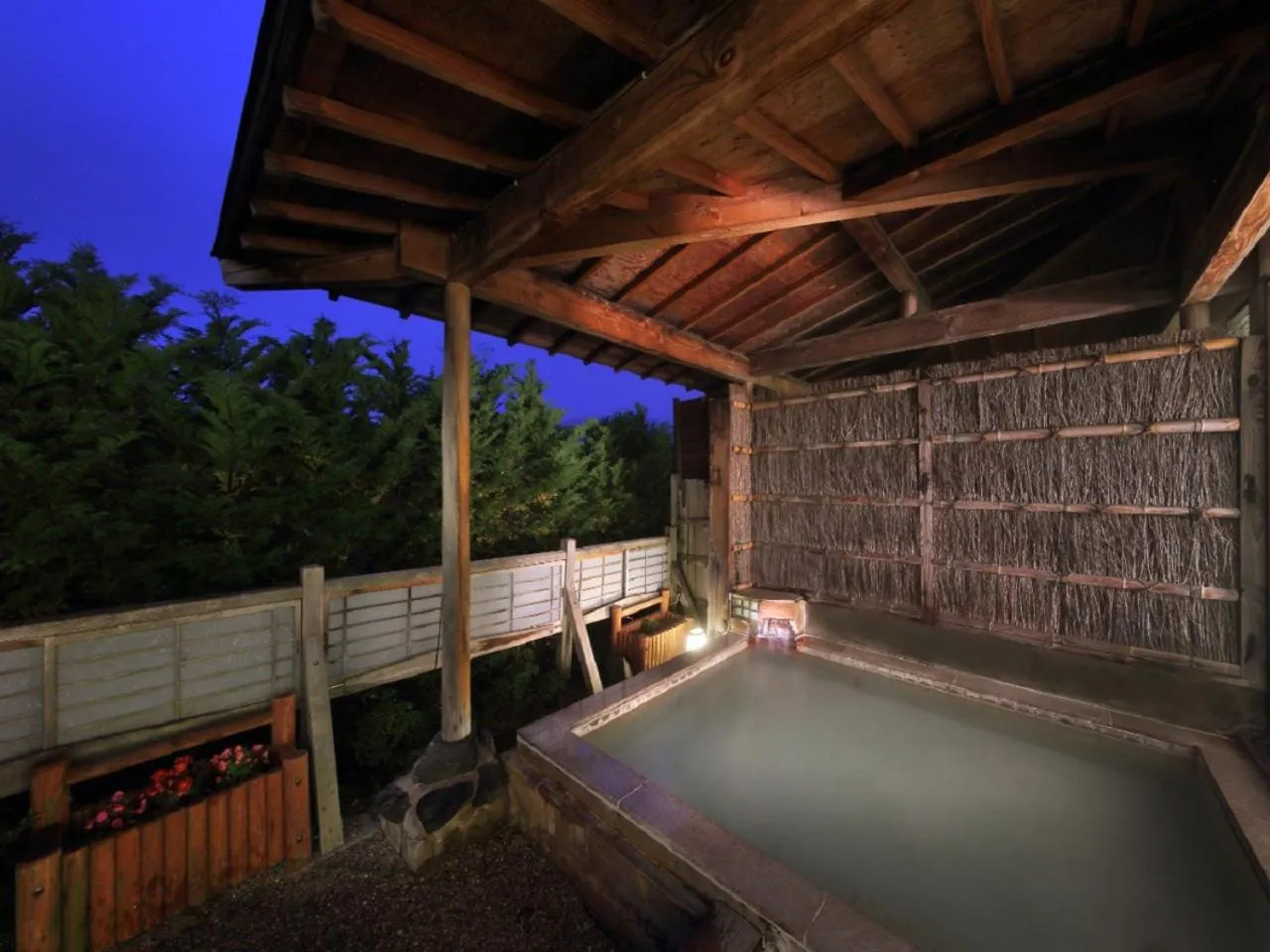 Kagamigaike Hekizantei