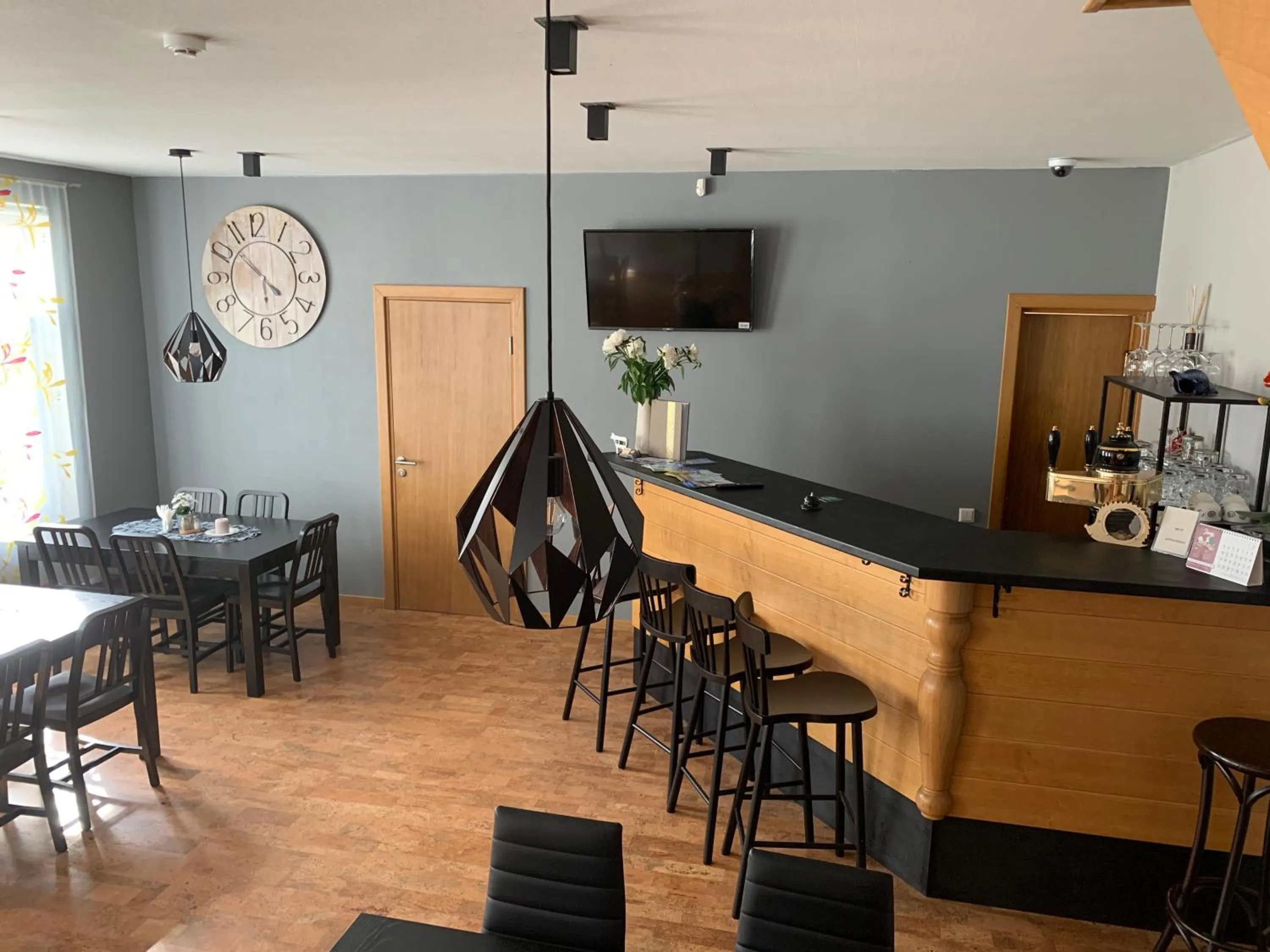 Restaurant/places to eat in Portoss