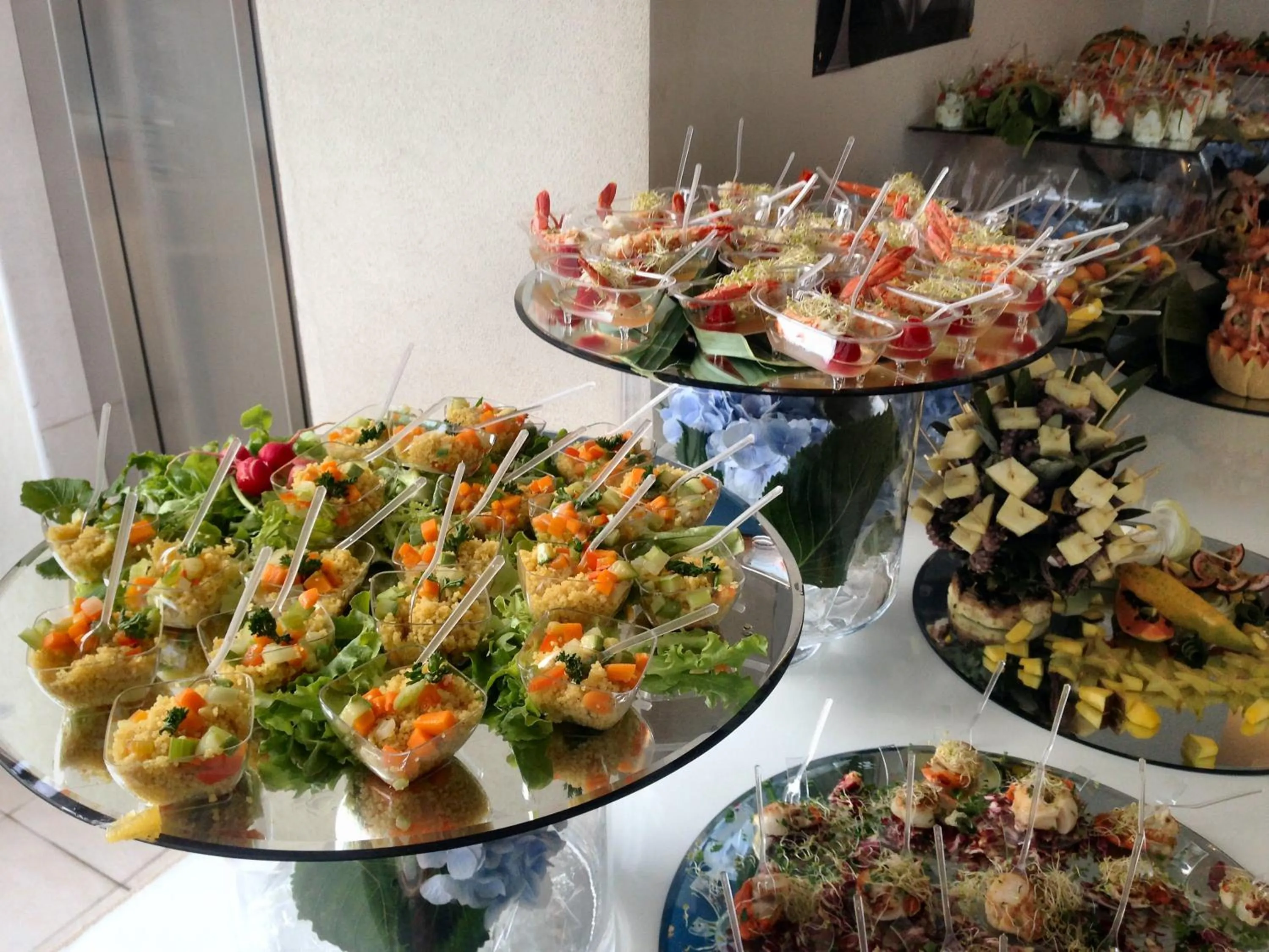 Restaurant/places to eat in Hotel Byron