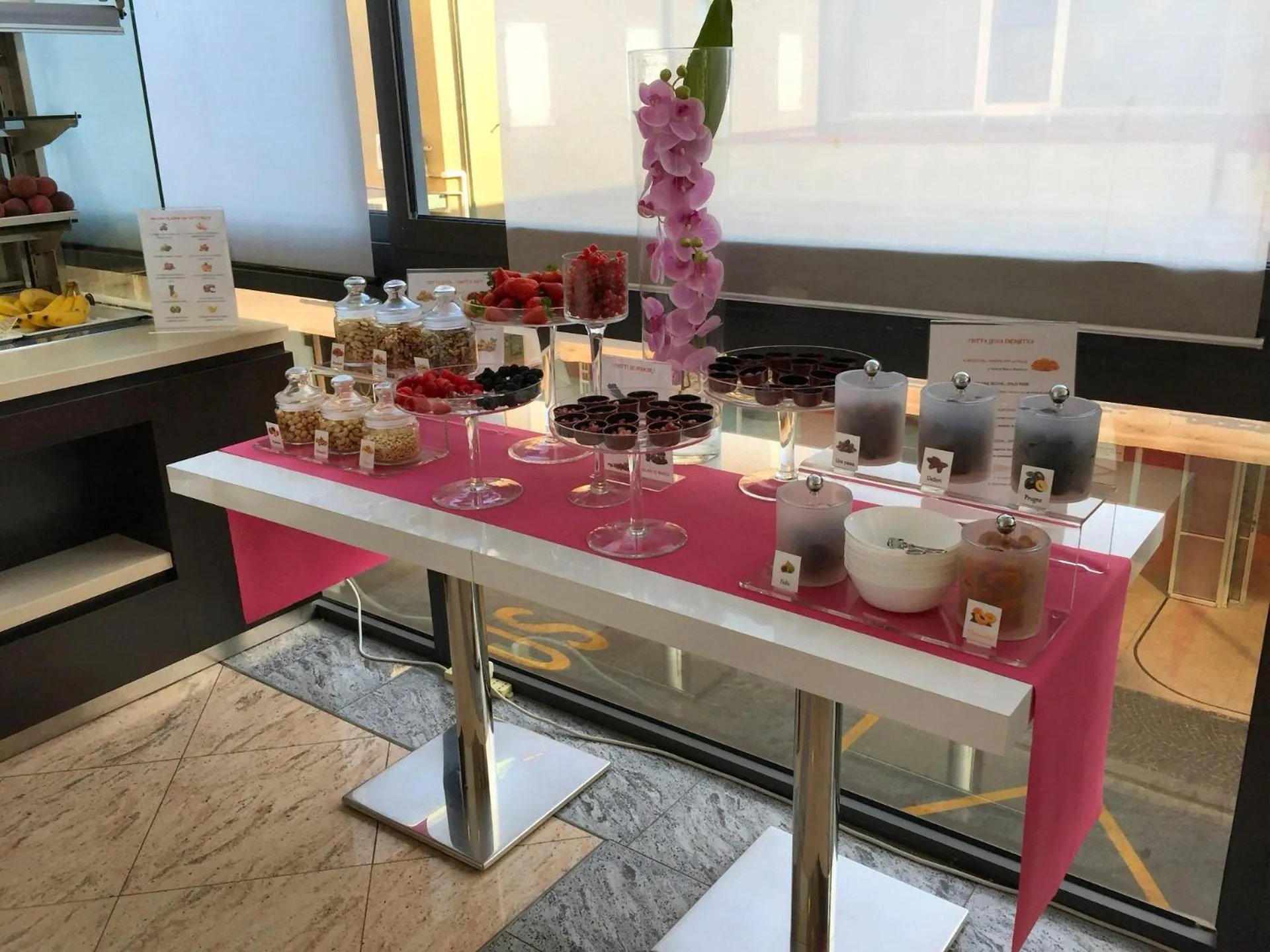 Breakfast in Hotel Byron