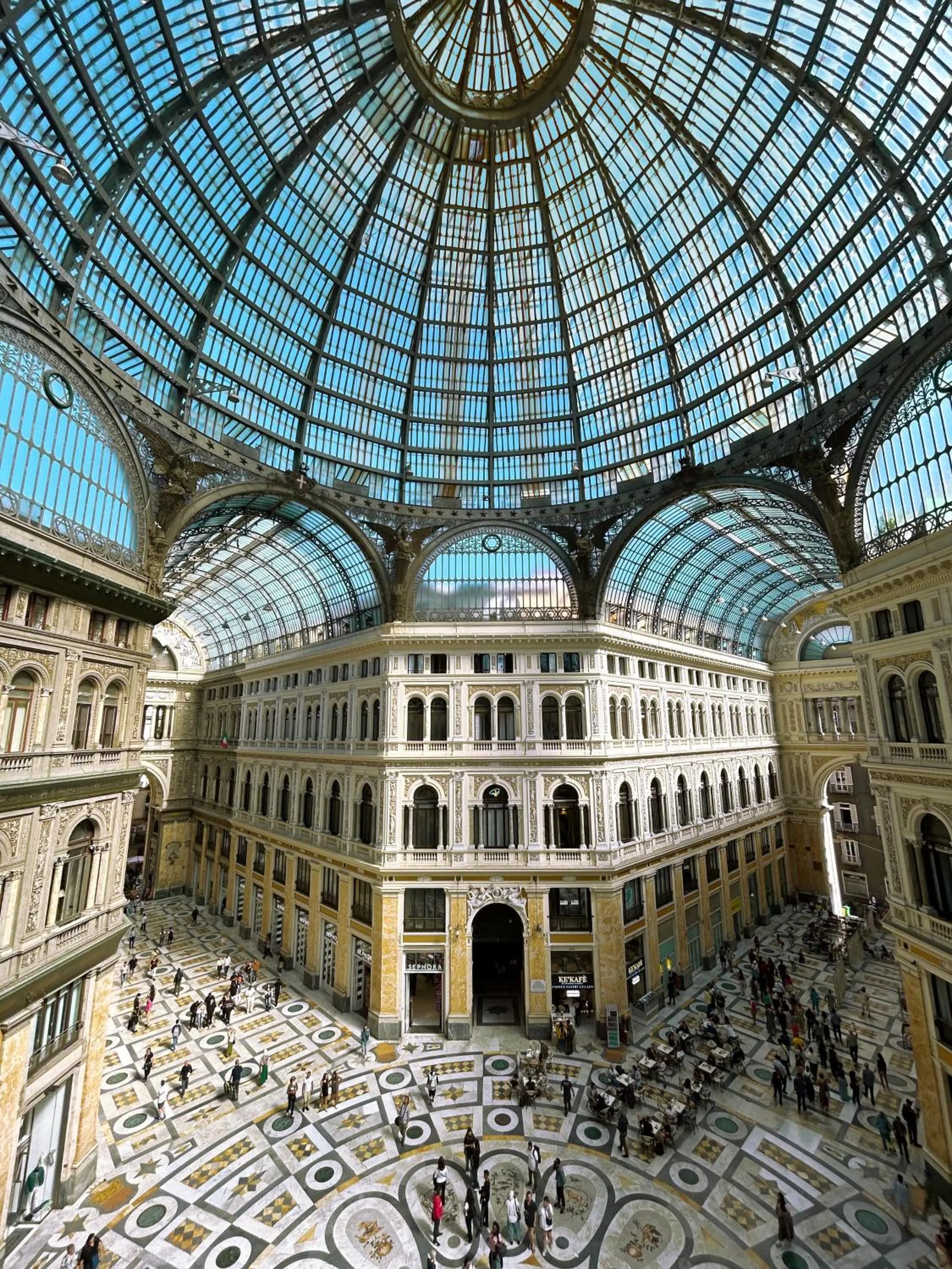 City view in Caruso Place Luxury Rooms & Suites