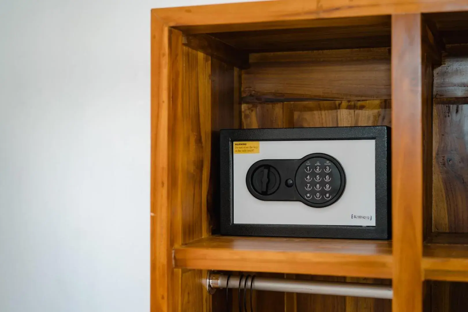 Photo of the whole room in Sundi Ocean Bungalow by ABM Photo of the whole room in Sundi Ocean Bungalow by ABM