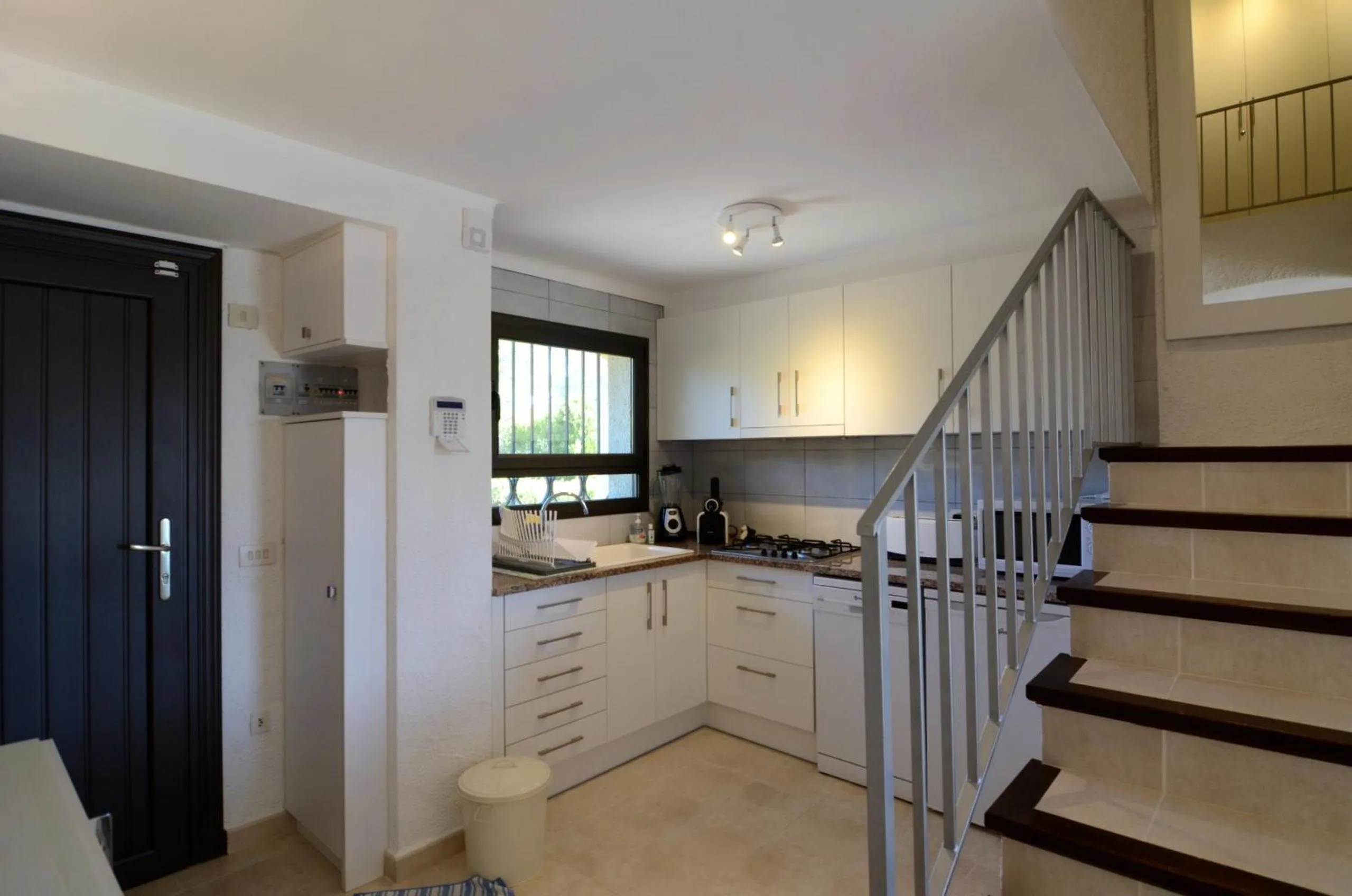 Kitchen or kitchenette in ATENES 12